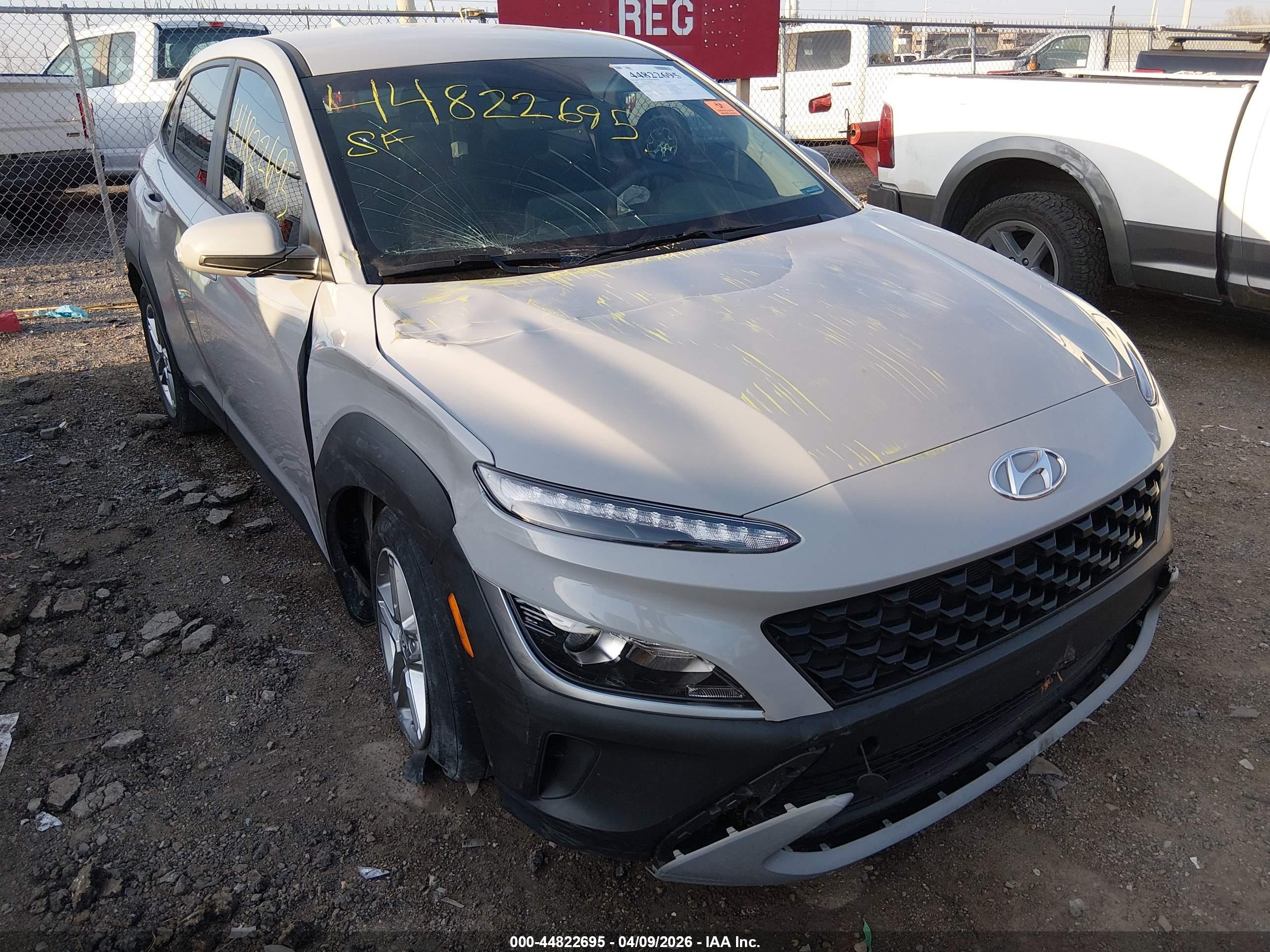 HYUNDAI KONA image 6