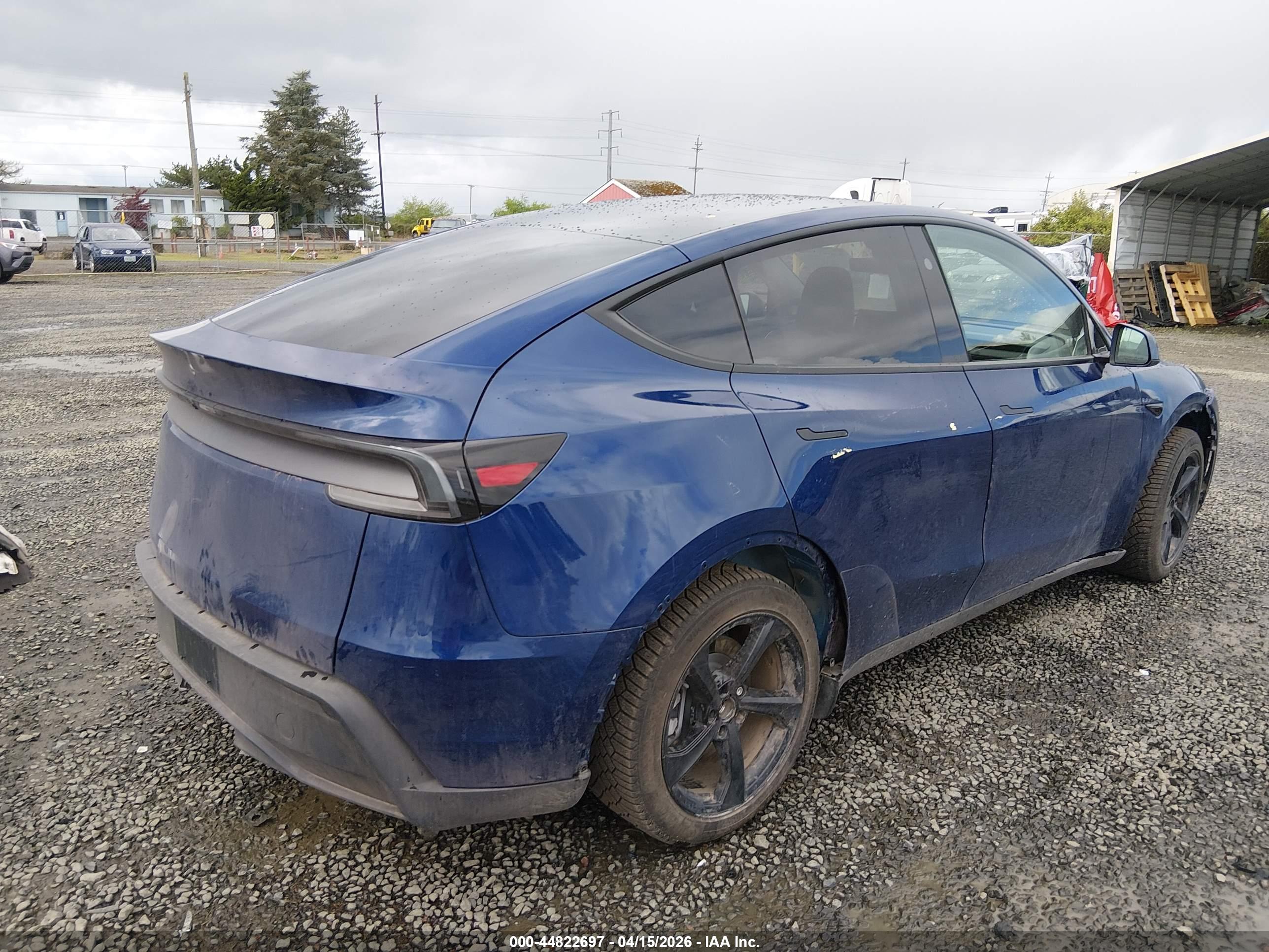 TESLA MODEL image 4