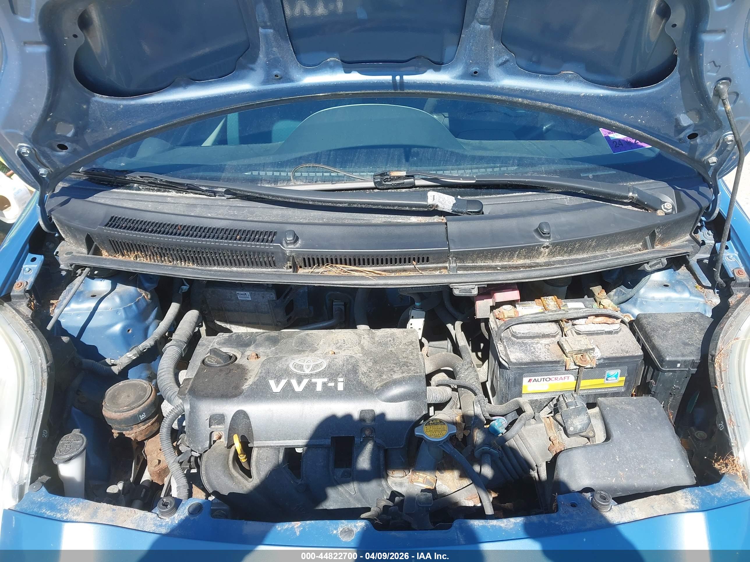TOYOTA YARIS image 10