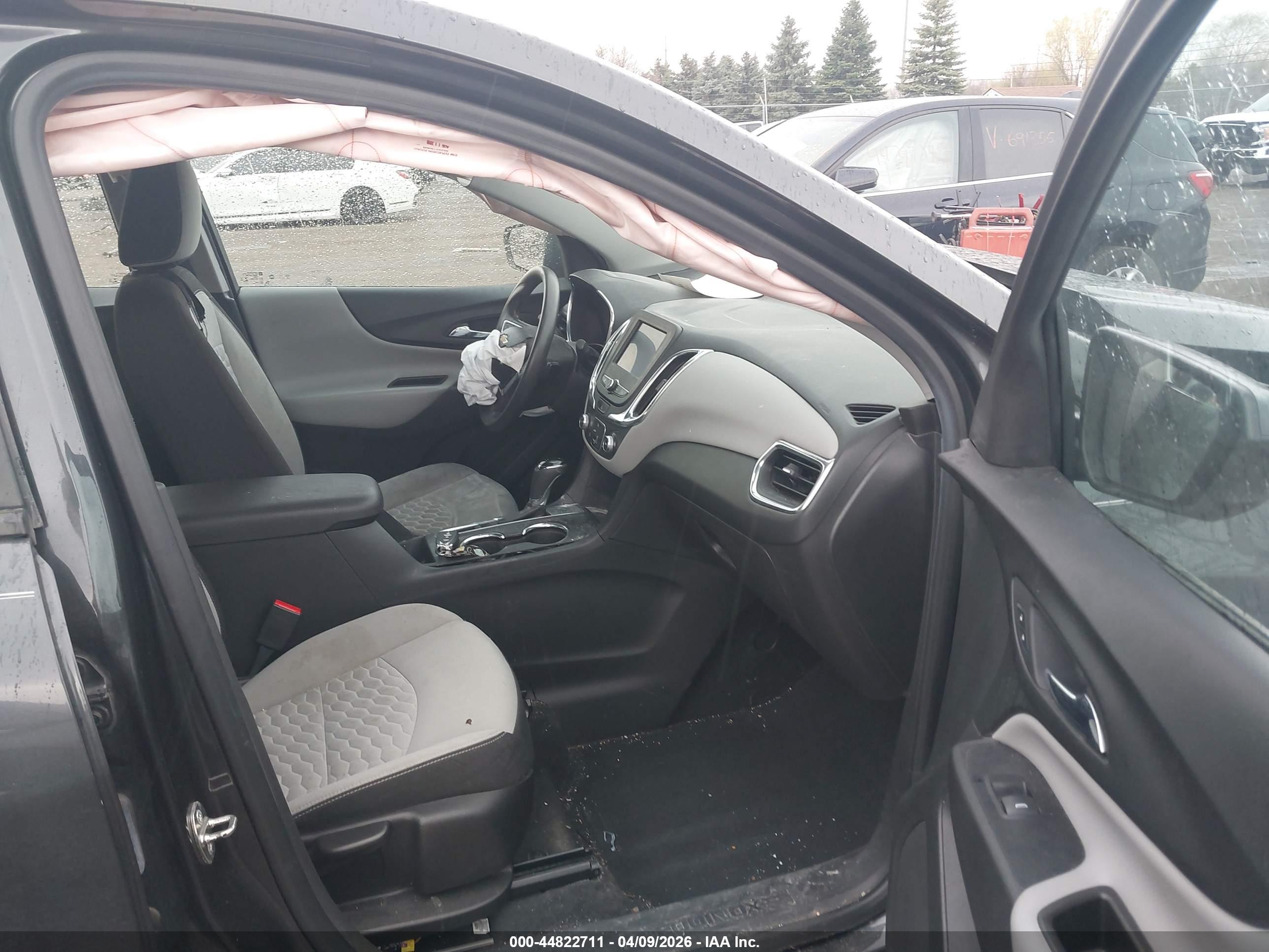 CHEVROLET EQUINOX image 5