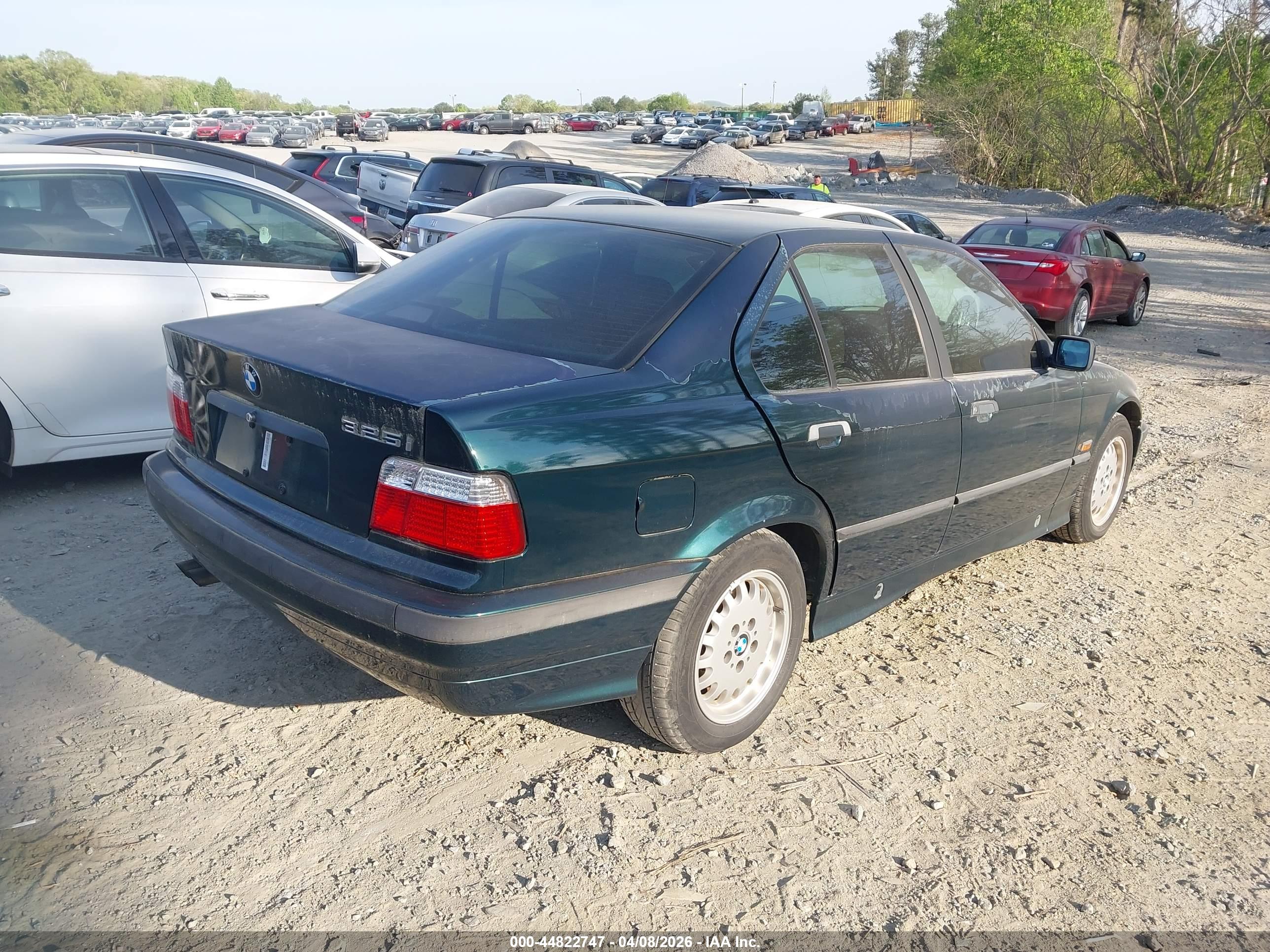 BMW 325 image 4