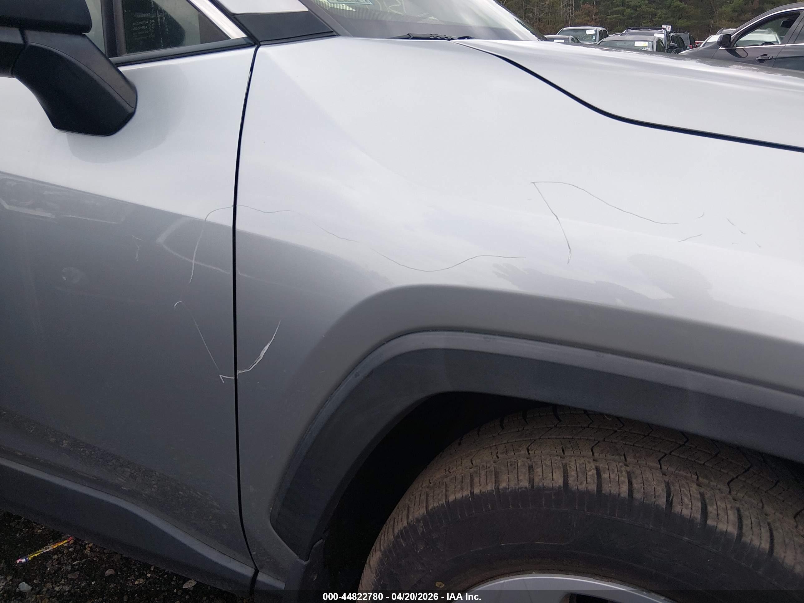 TOYOTA RAV4 image 6