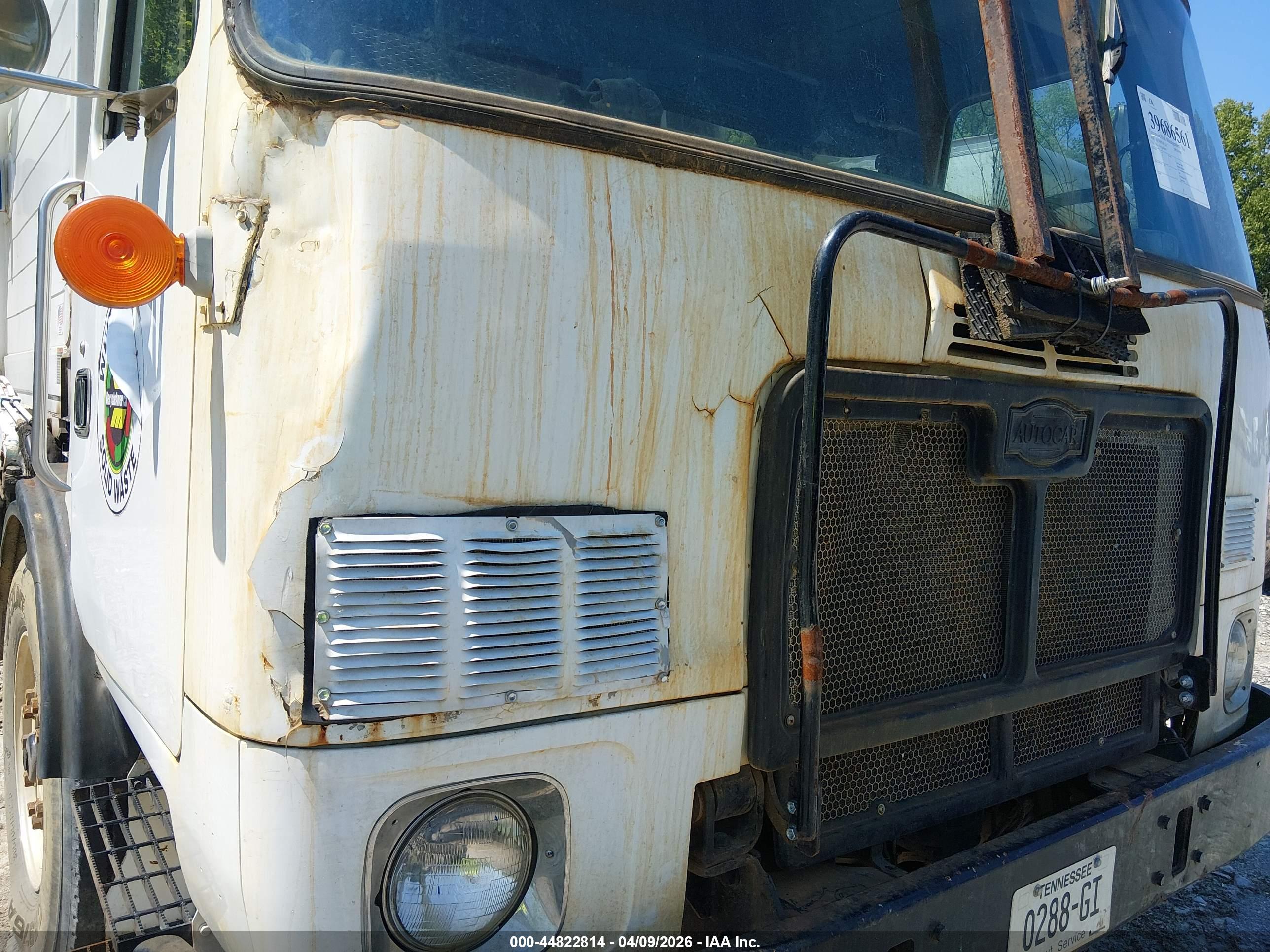 AUTOCAR LLC image 10