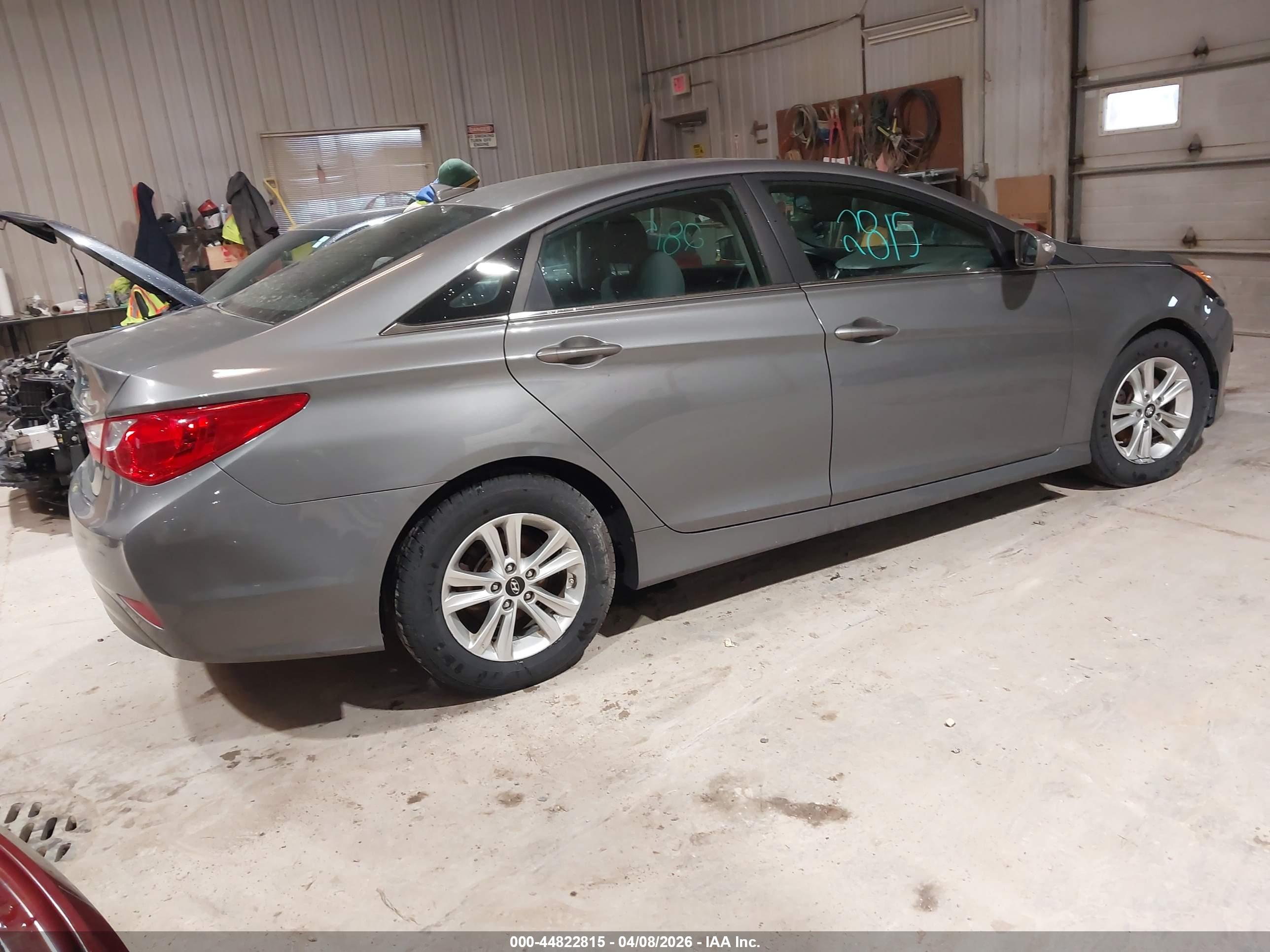 HYUNDAI SONATA image 4