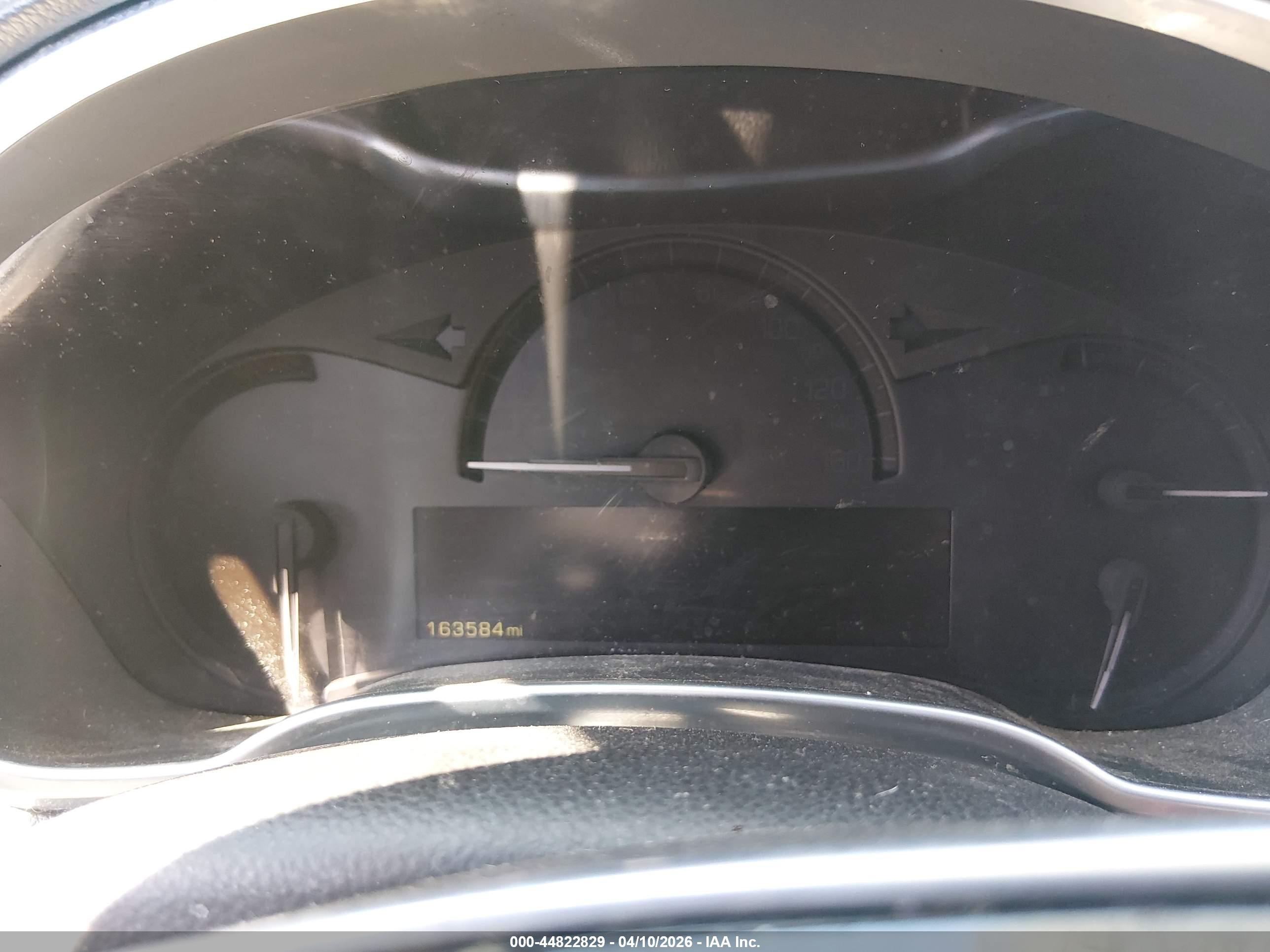 CADILLAC SRX image 7