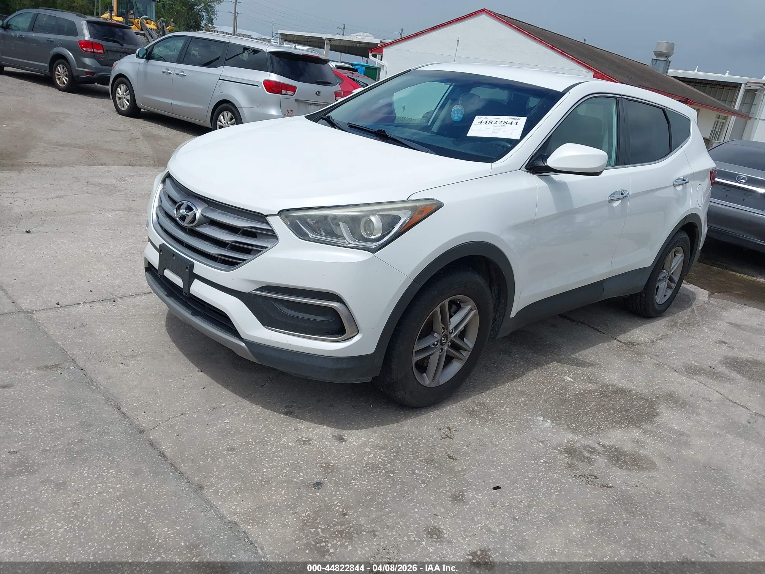 HYUNDAI SANTA image 2