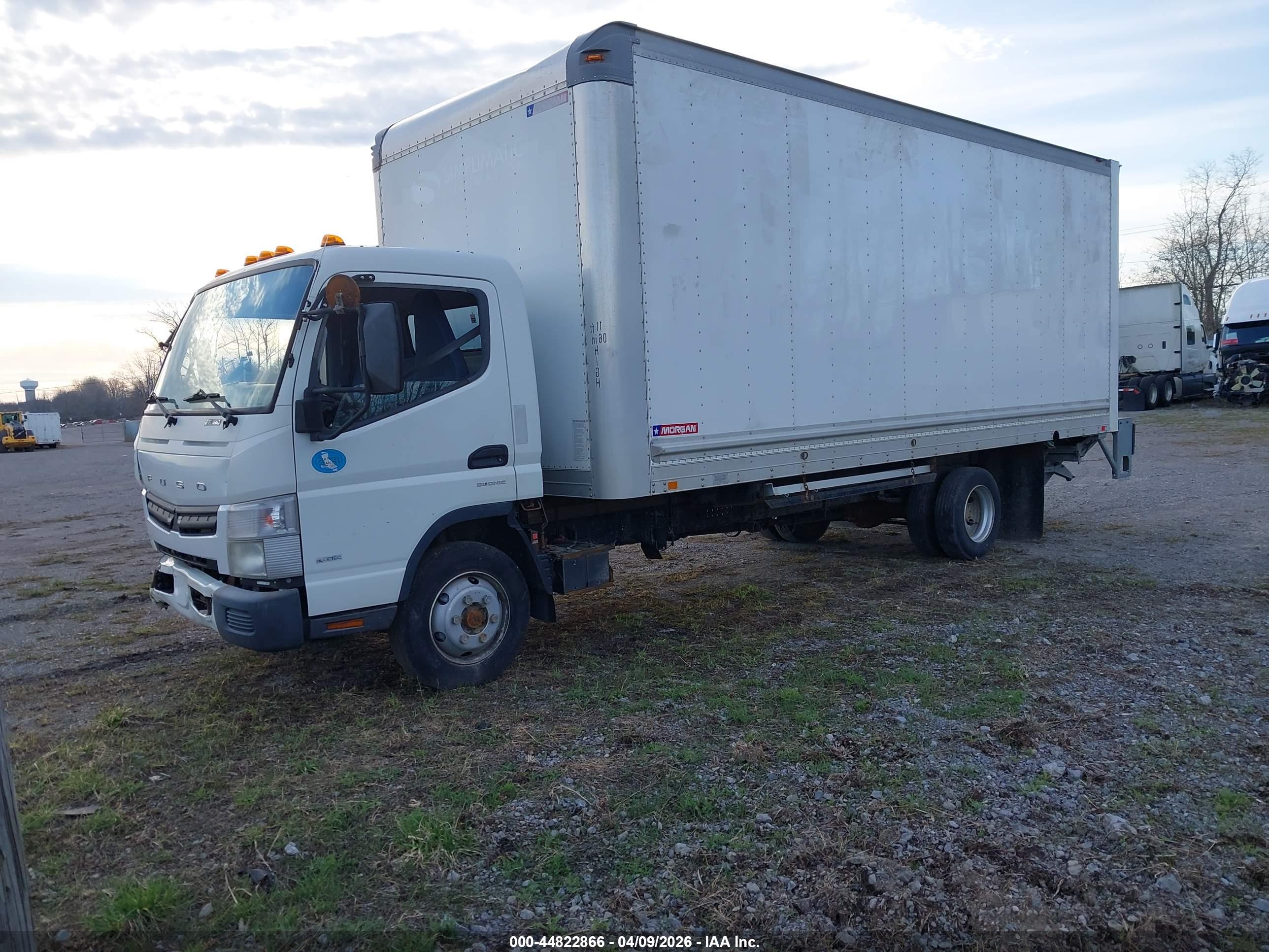 MITSUBISHI FUSO image 2