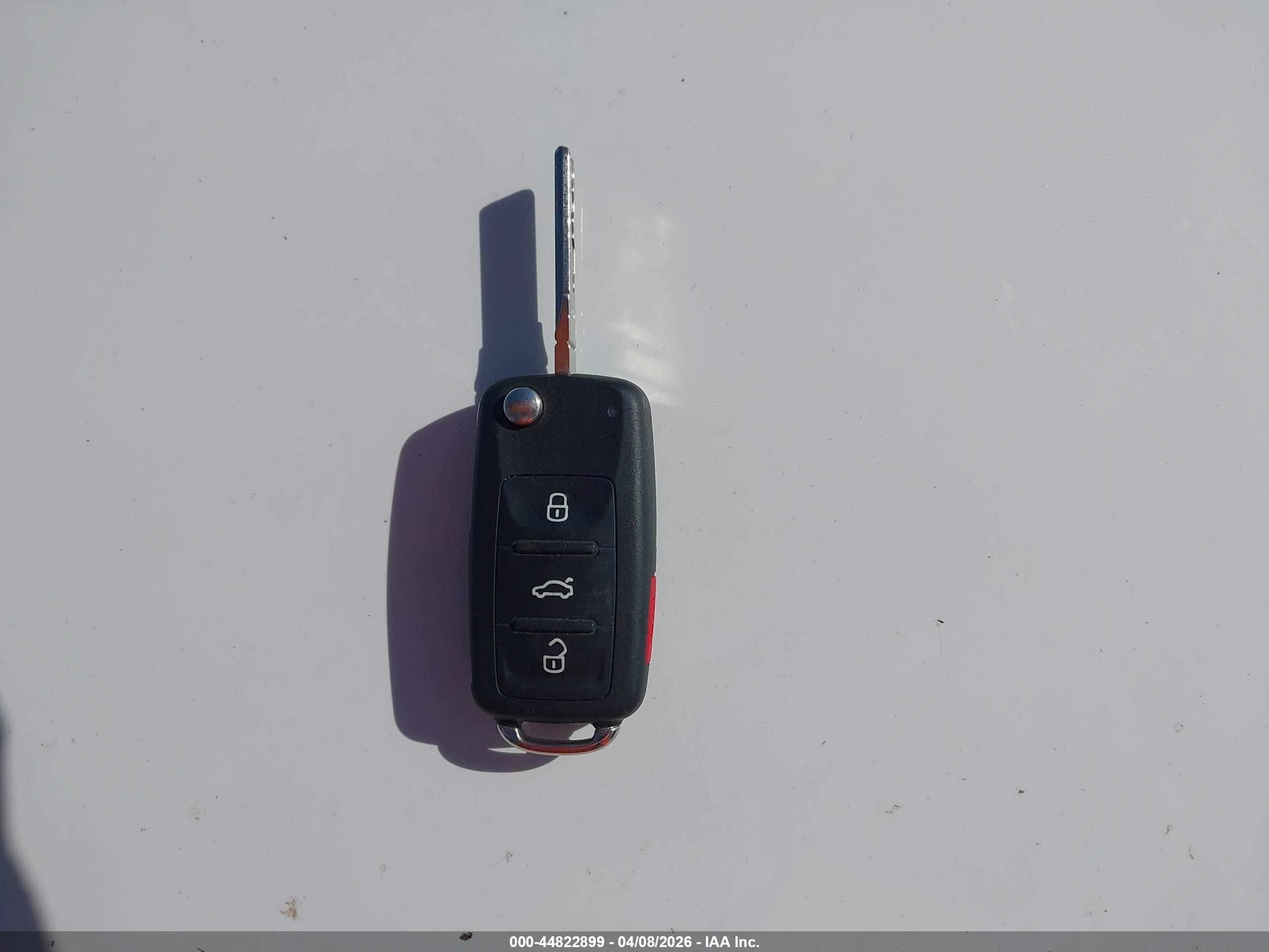 VOLKSWAGEN JETTA image 11