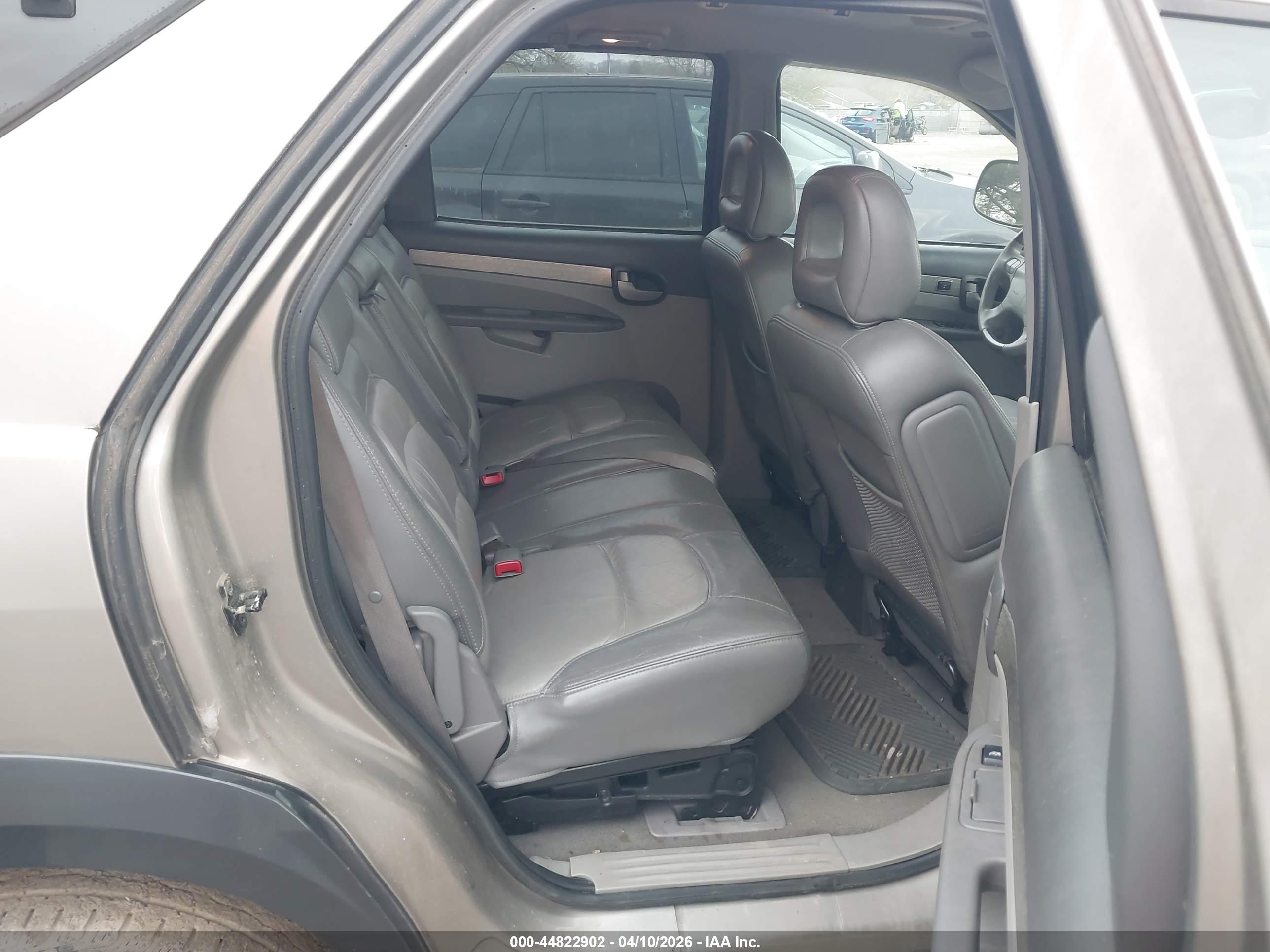 BUICK RENDEZVOUS image 8