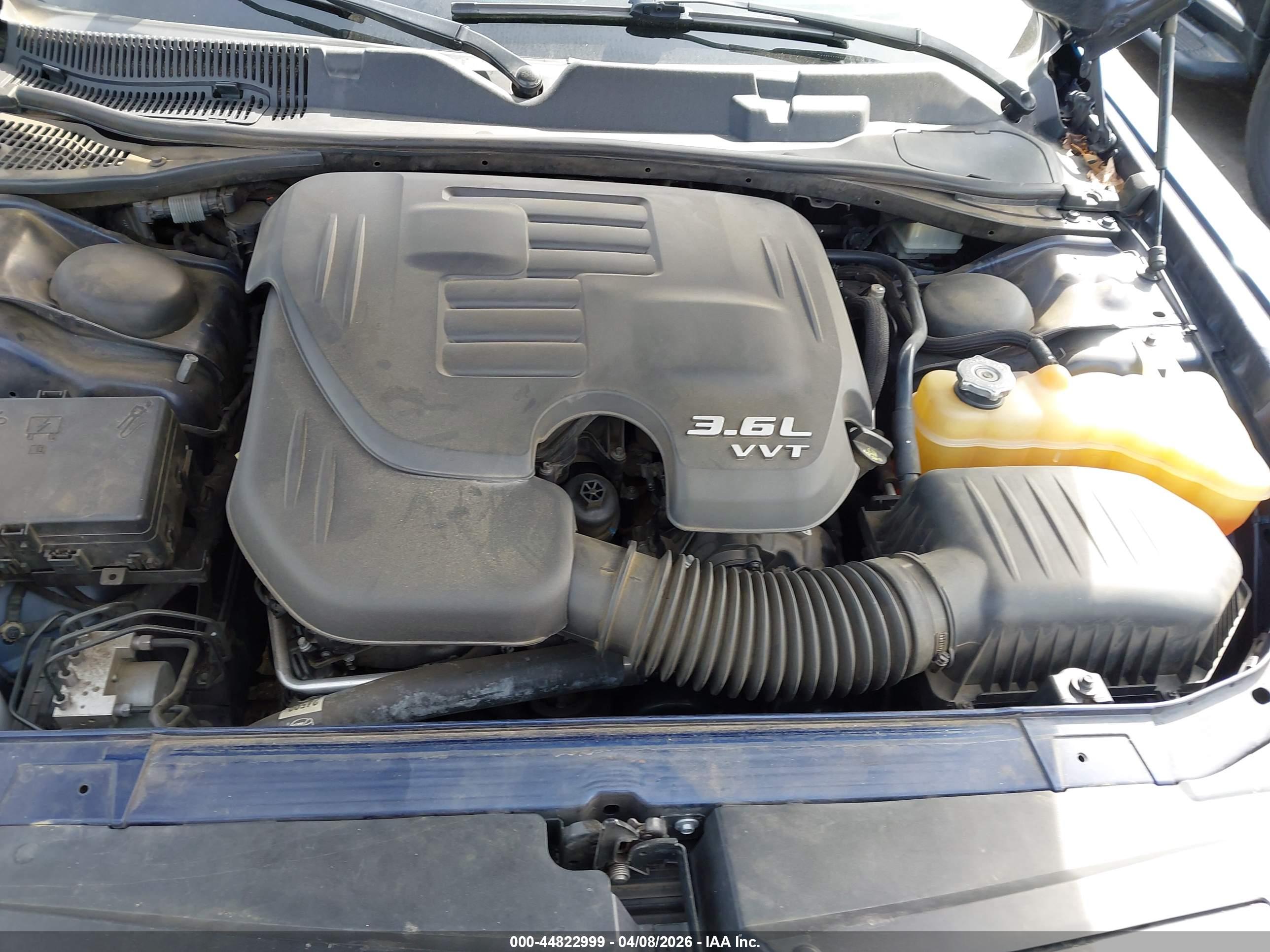 DODGE CHALLENGER image 10