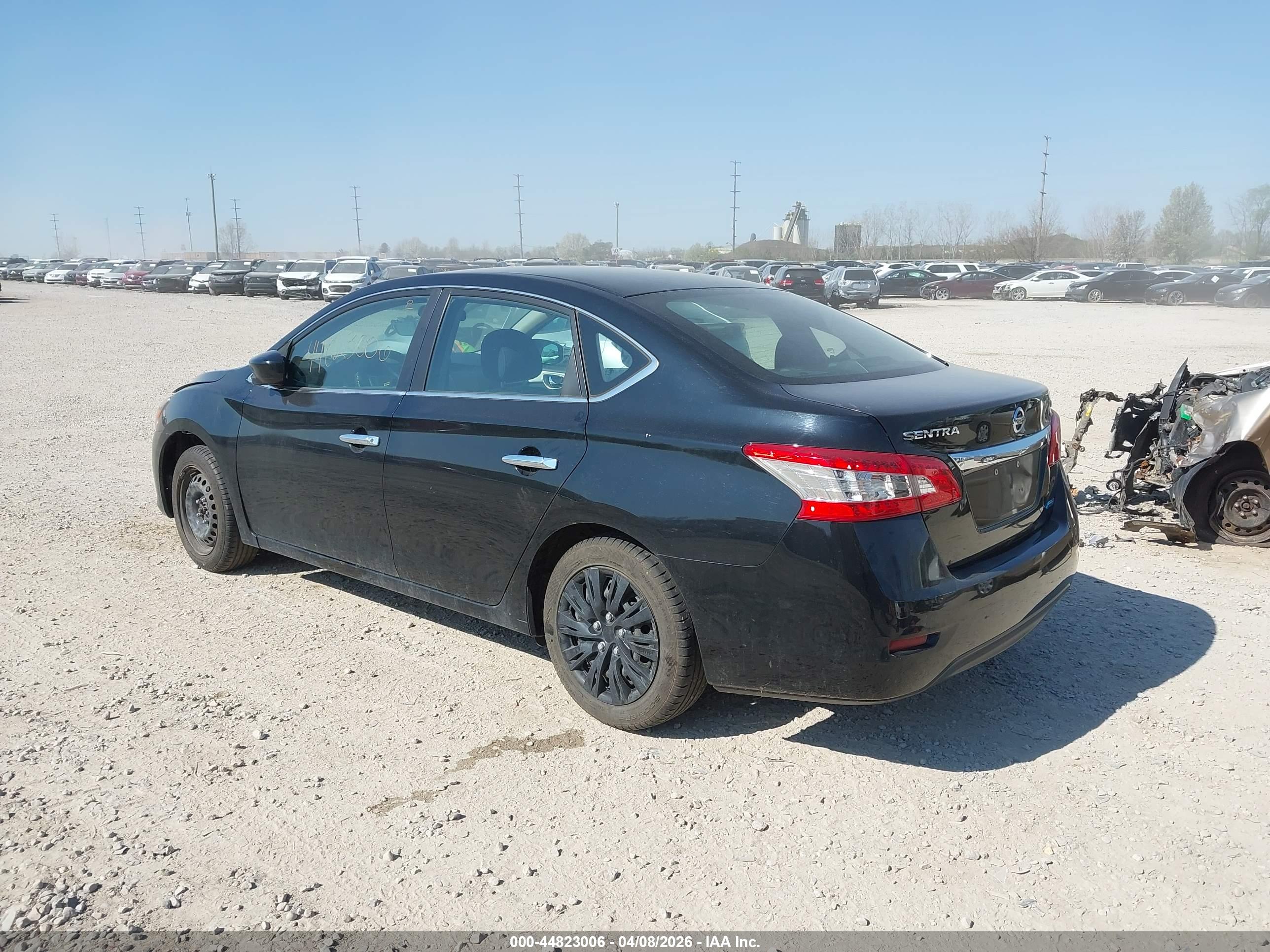 NISSAN SENTRA image 3