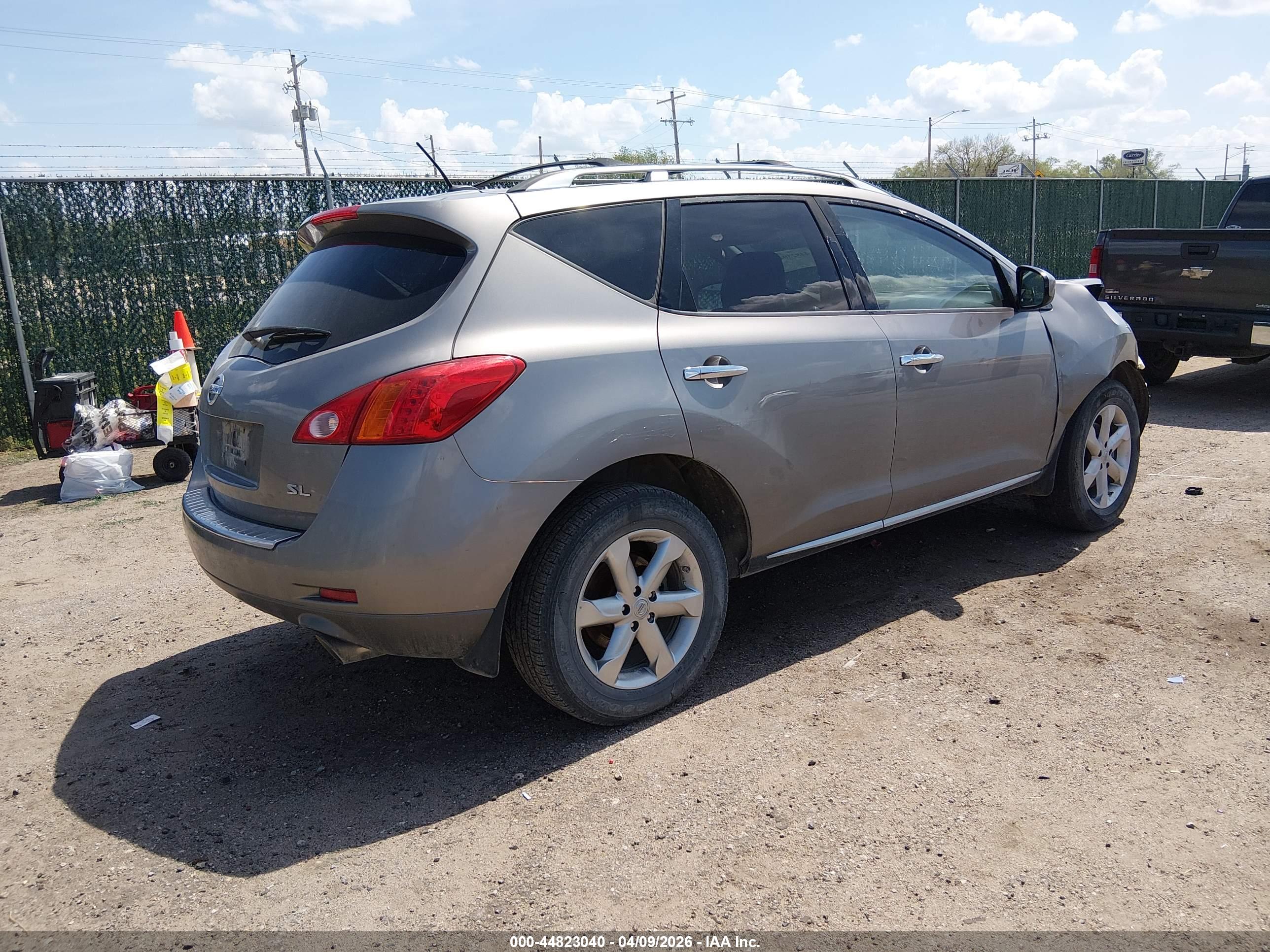 NISSAN MURANO image 4