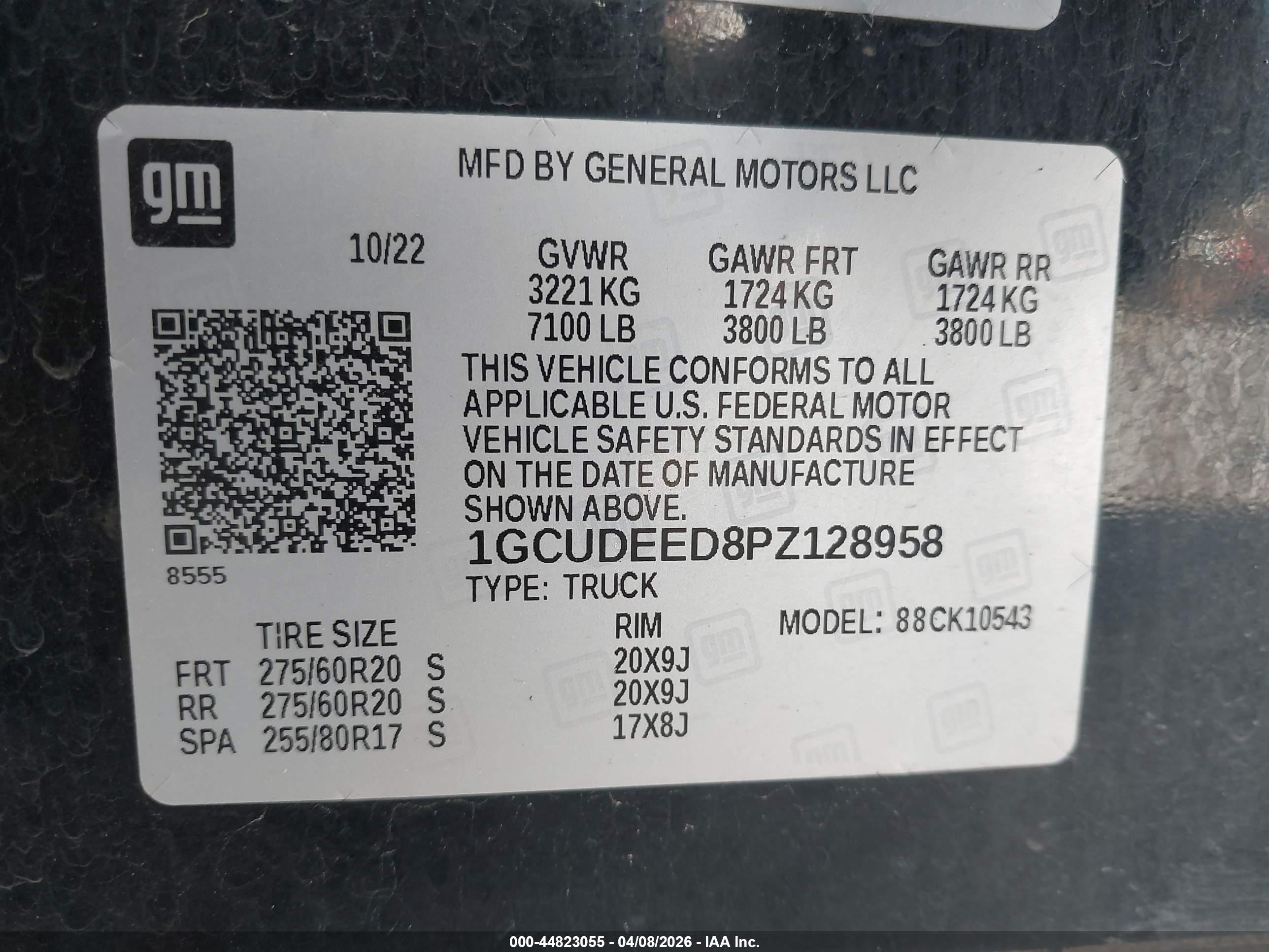 CHEVROLET SILVERADO image 9