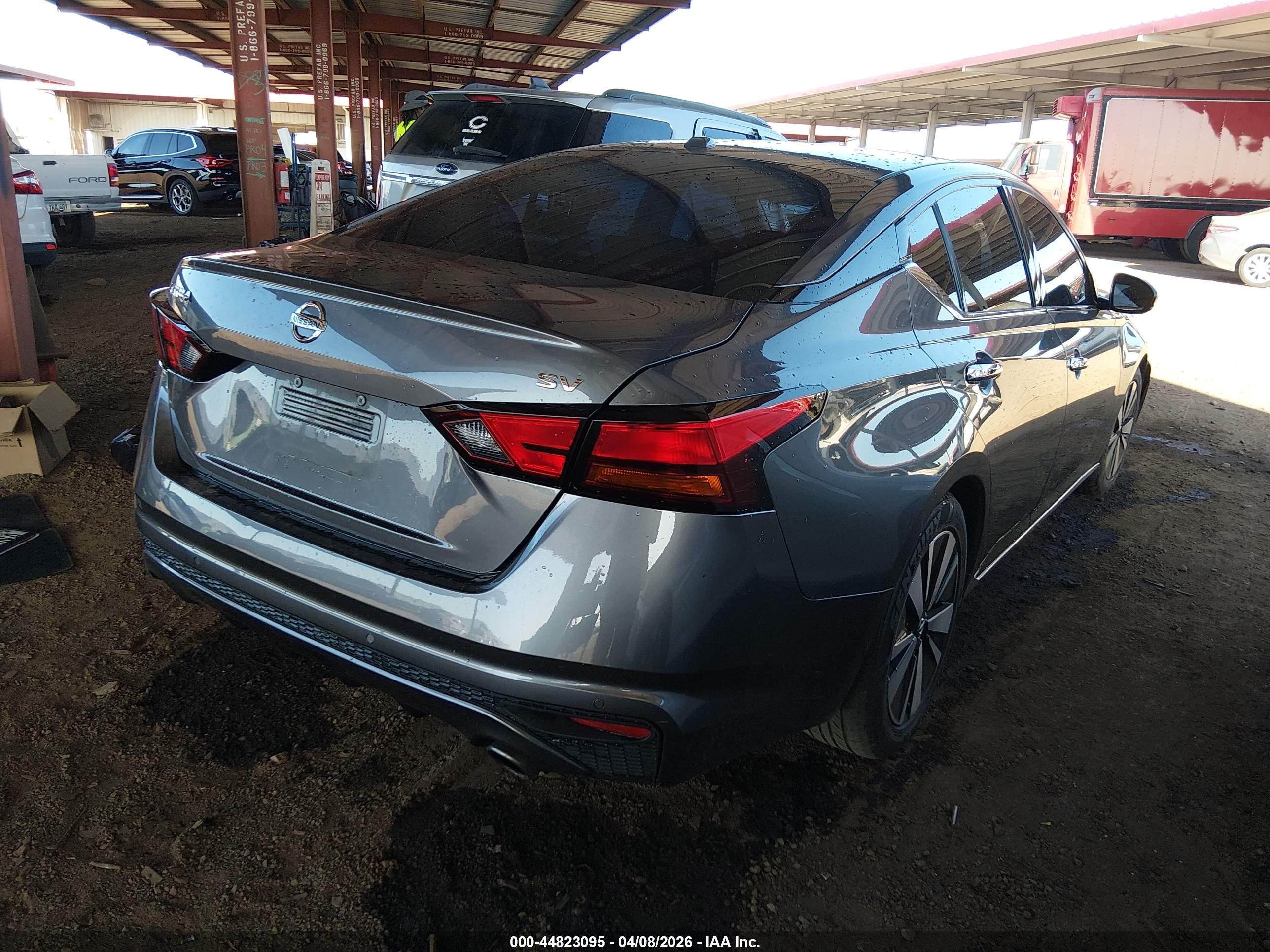 NISSAN ALTIMA image 4