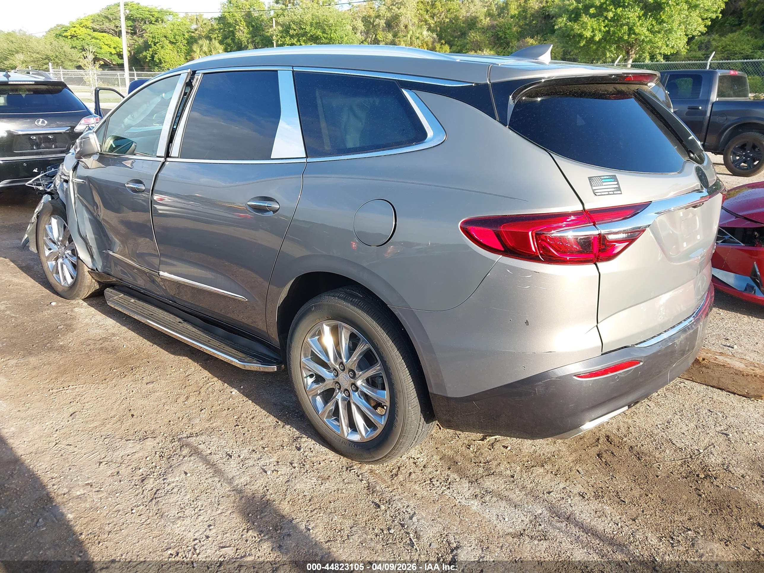 BUICK ENCLAVE image 3