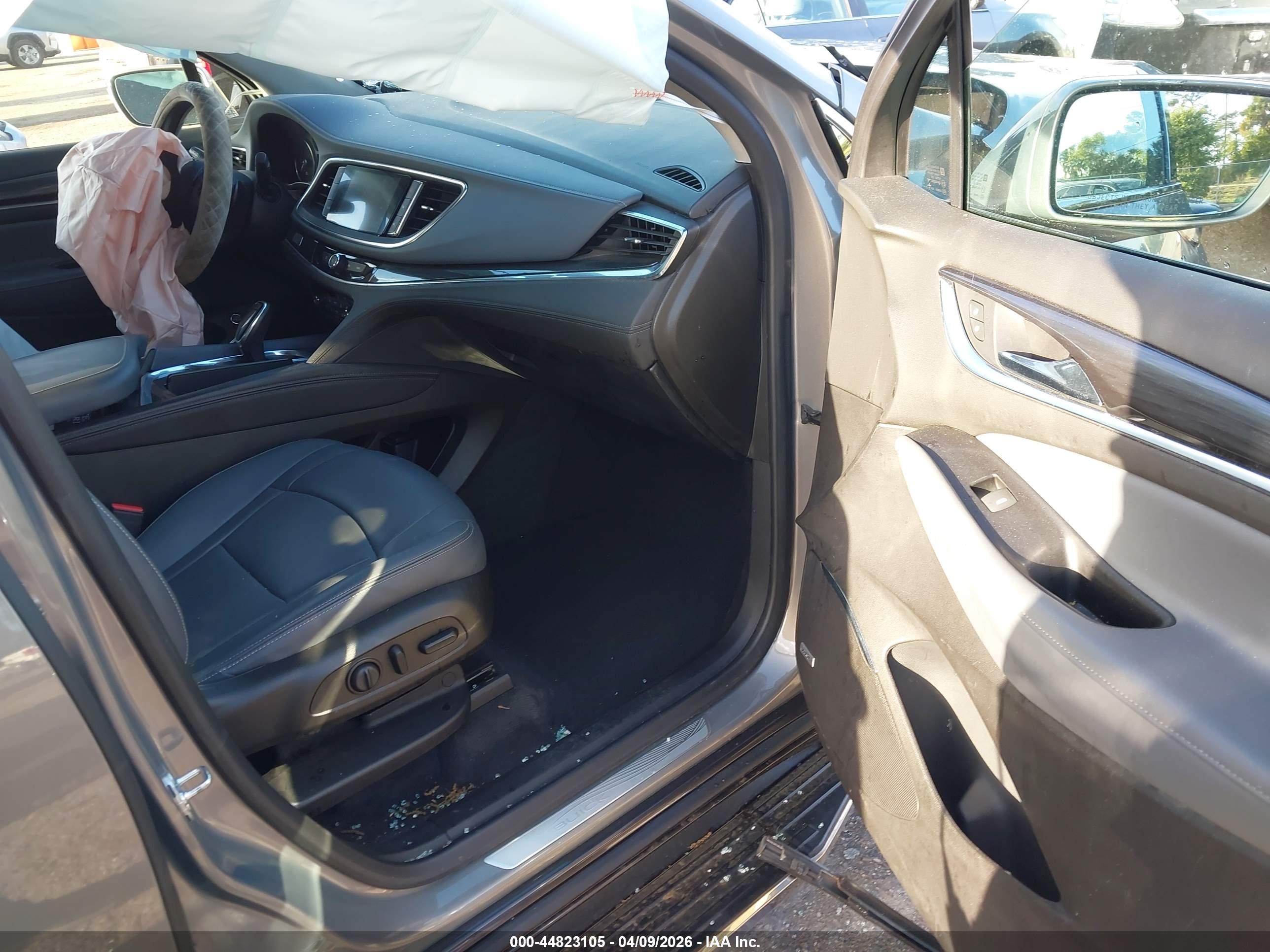 BUICK ENCLAVE image 5
