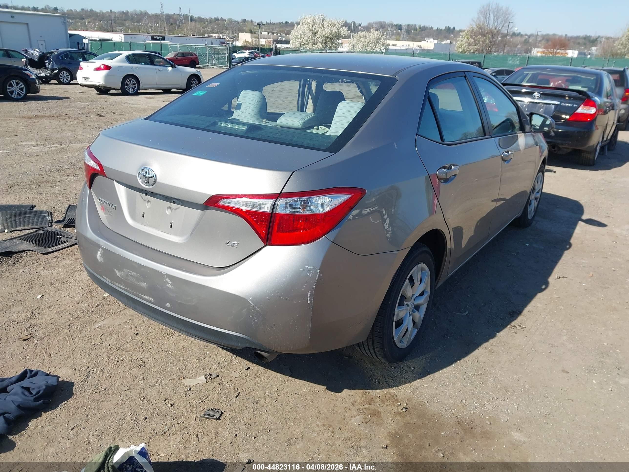 TOYOTA COROLLA image 4