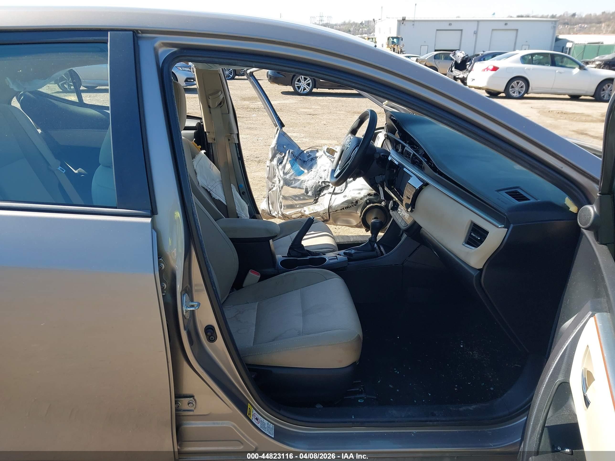 TOYOTA COROLLA image 5