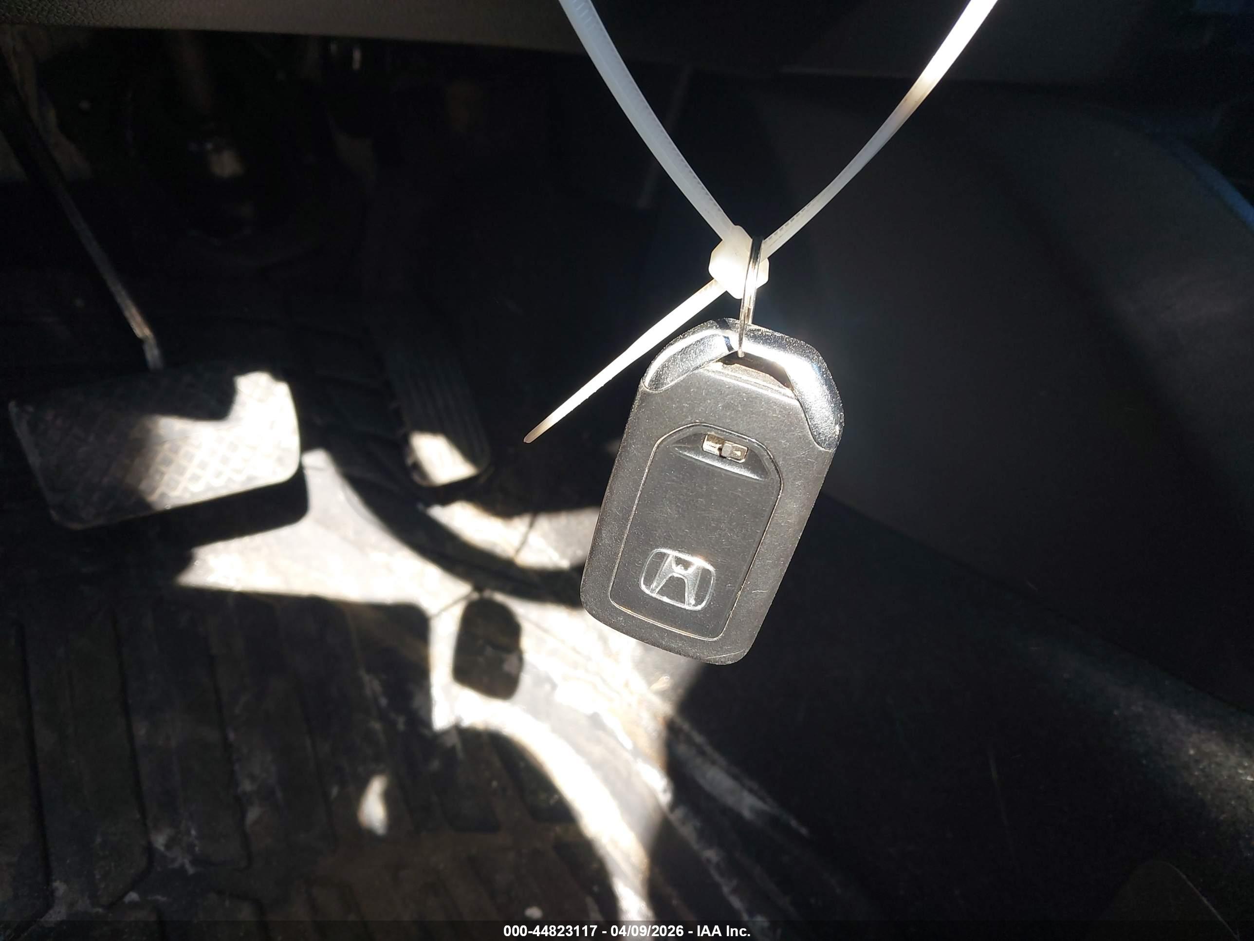HONDA FIT image 11