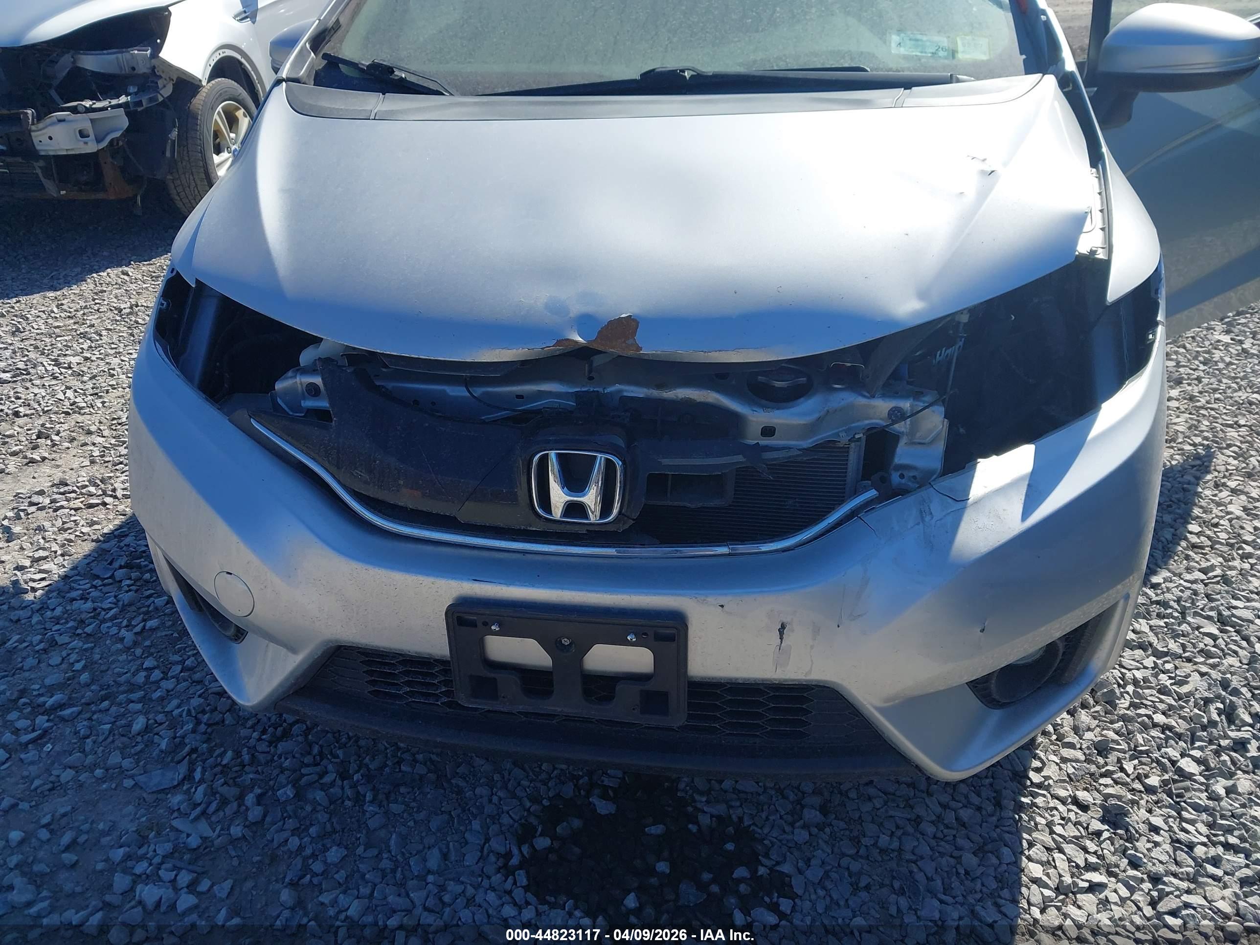 HONDA FIT image 6