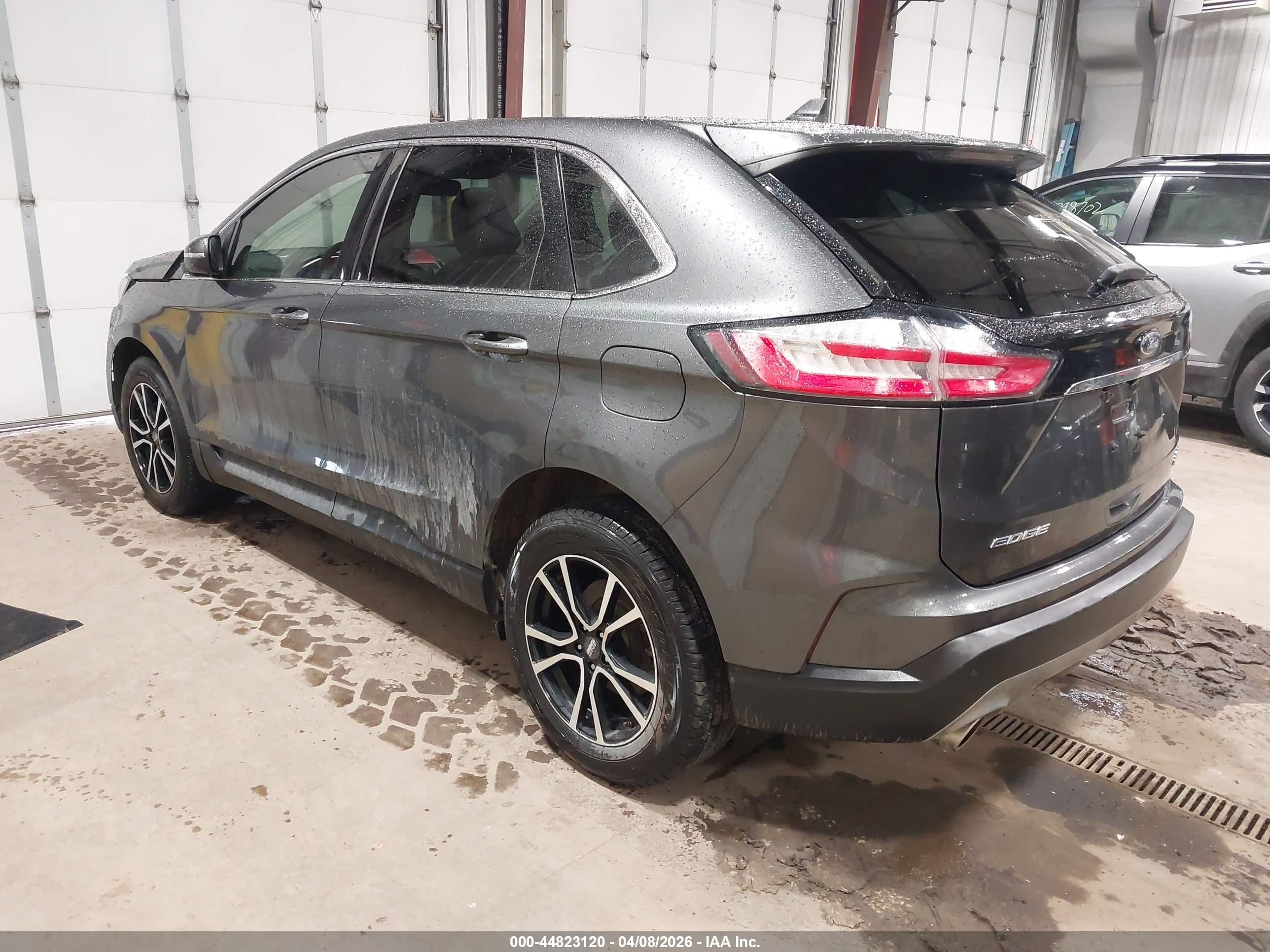 FORD EDGE image 3