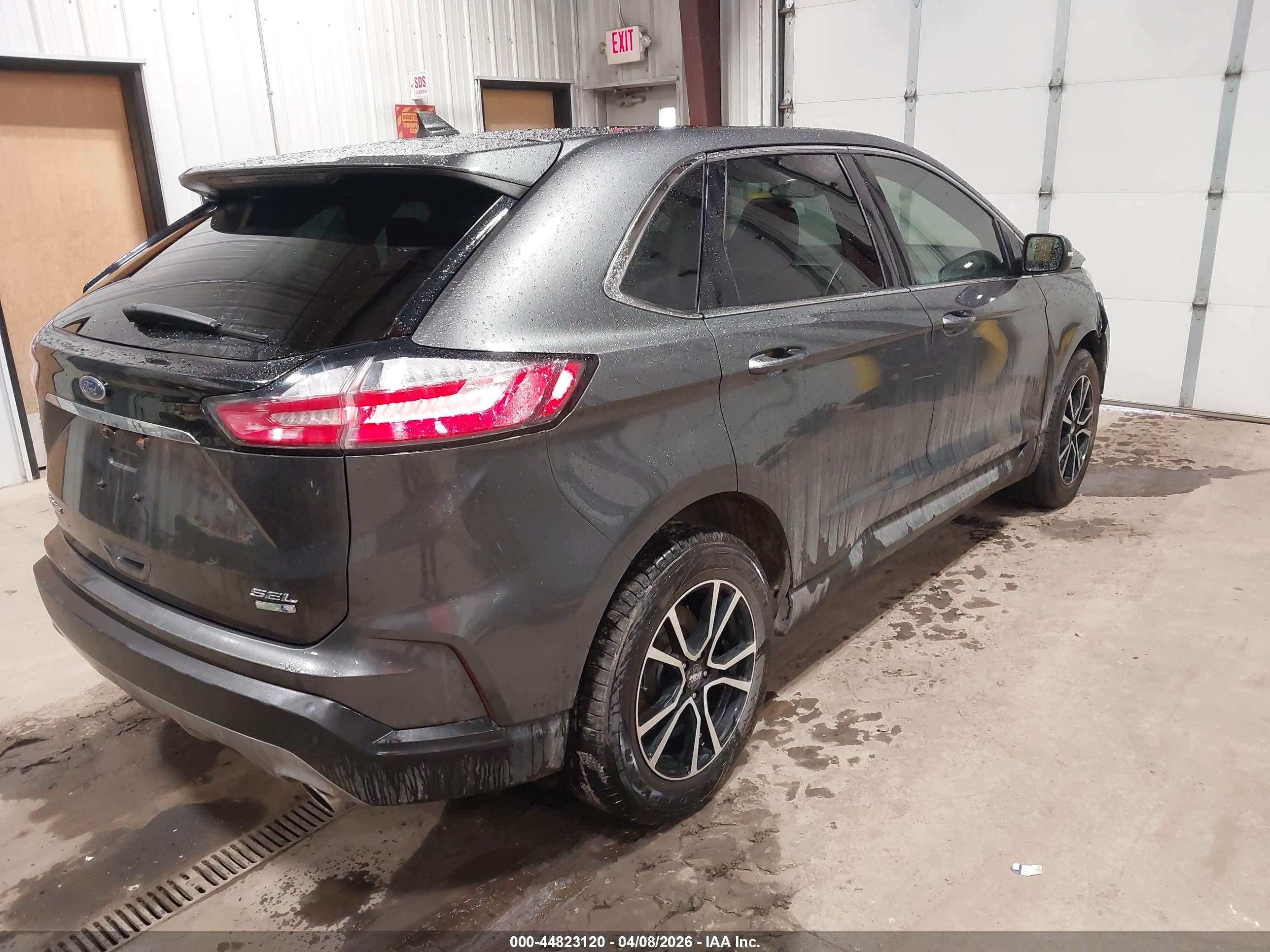 FORD EDGE image 4