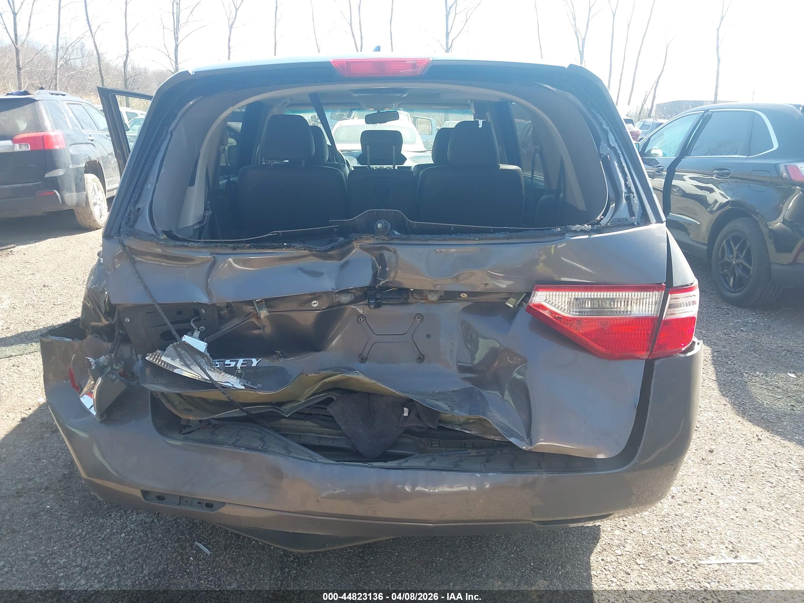 HONDA ODYSSEY image 6