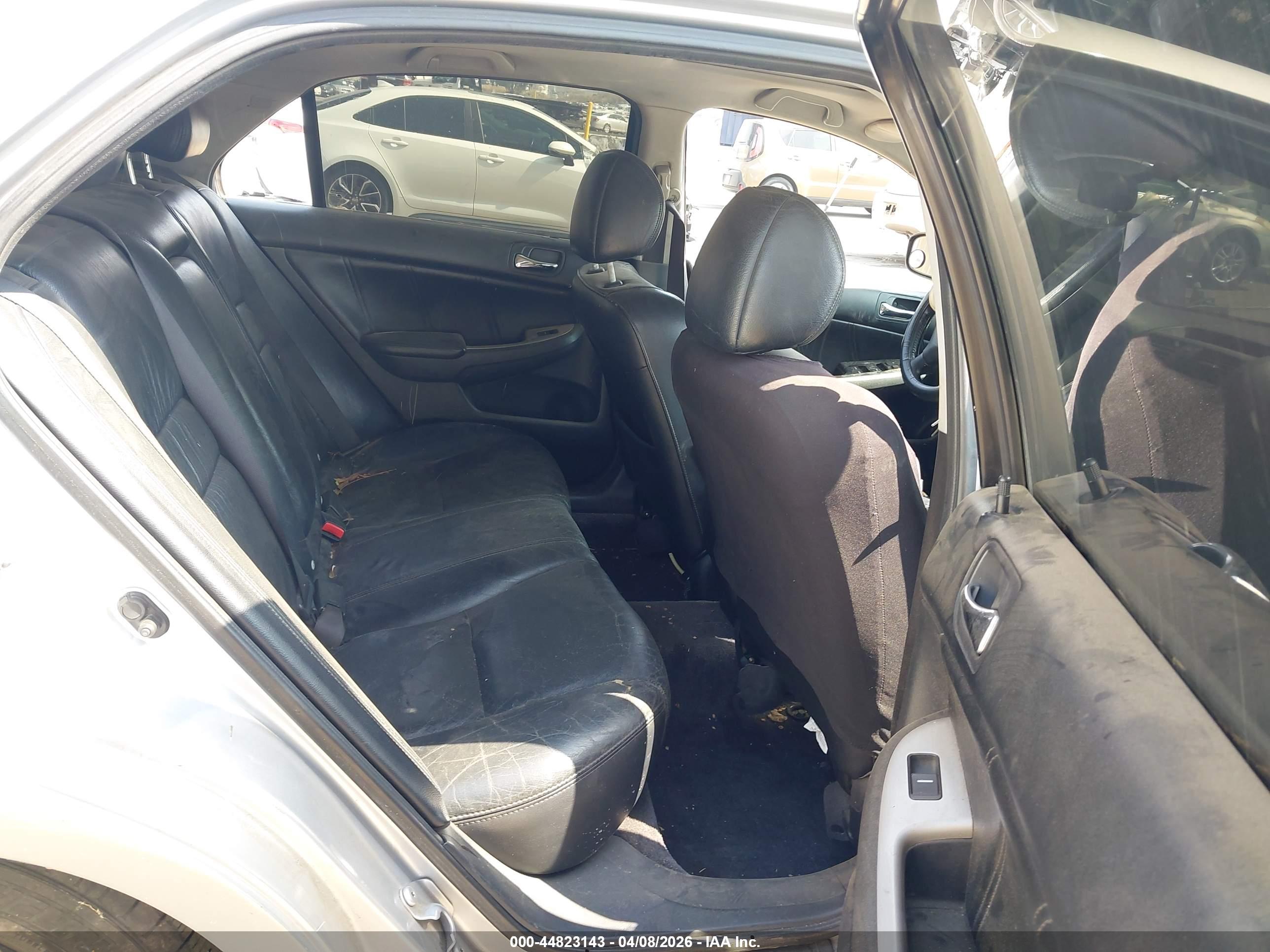 HONDA ACCORD image 8