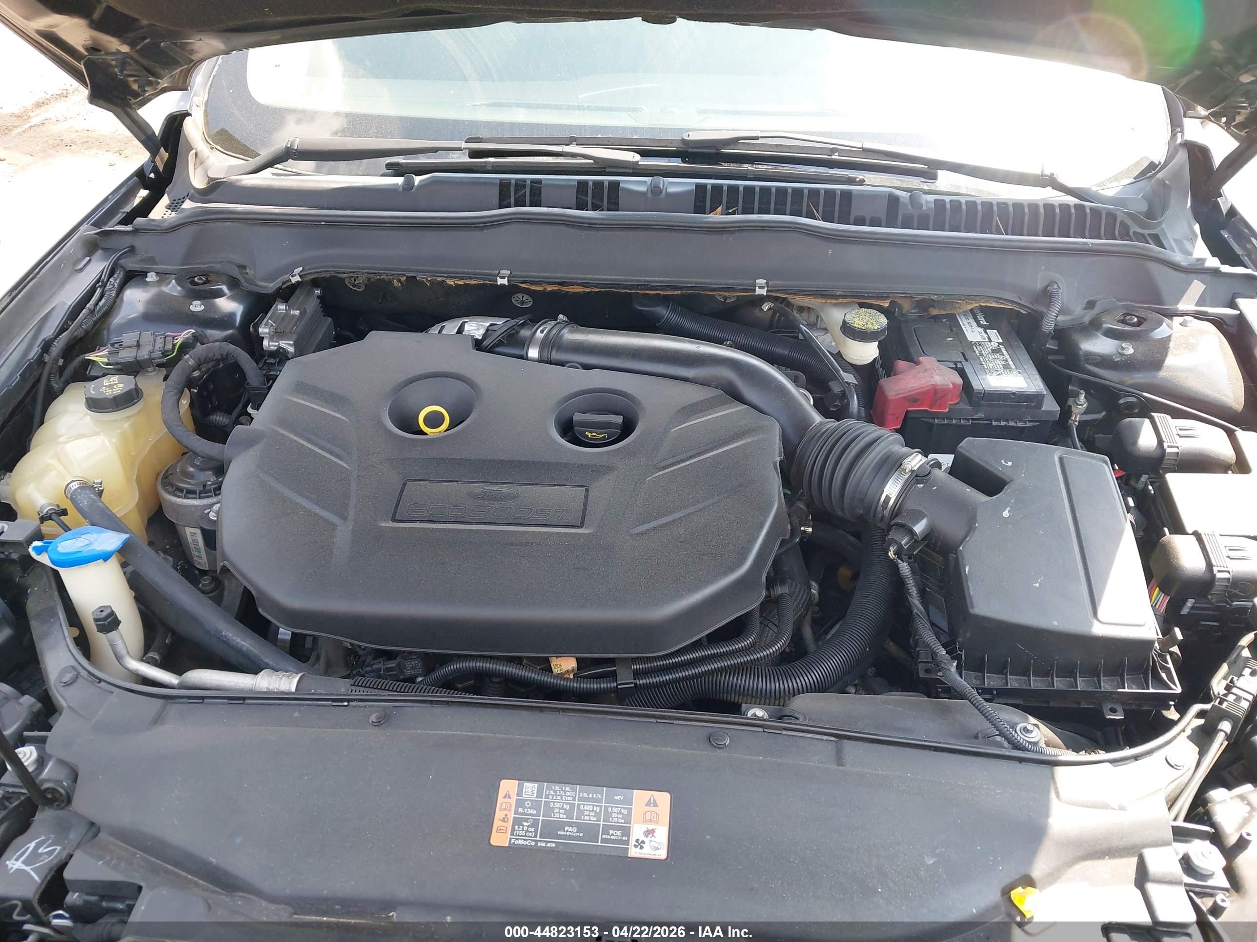 FORD FUSION image 10