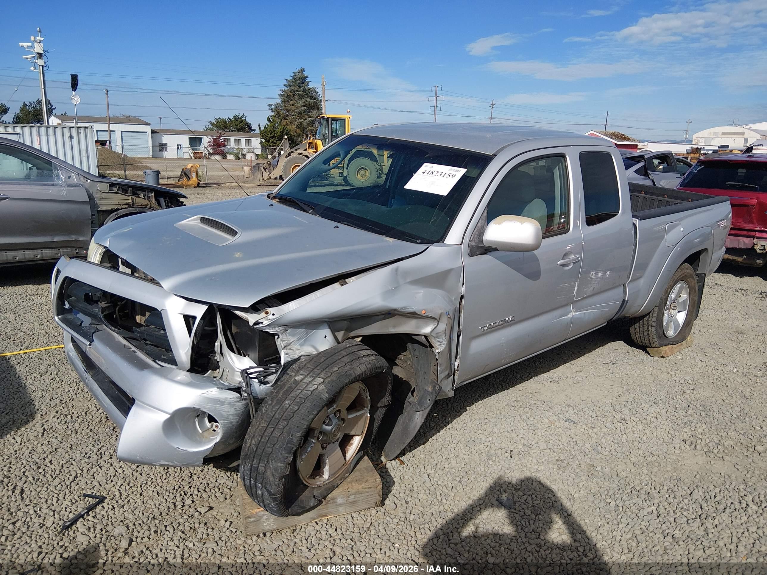 TOYOTA TACOMA image 2