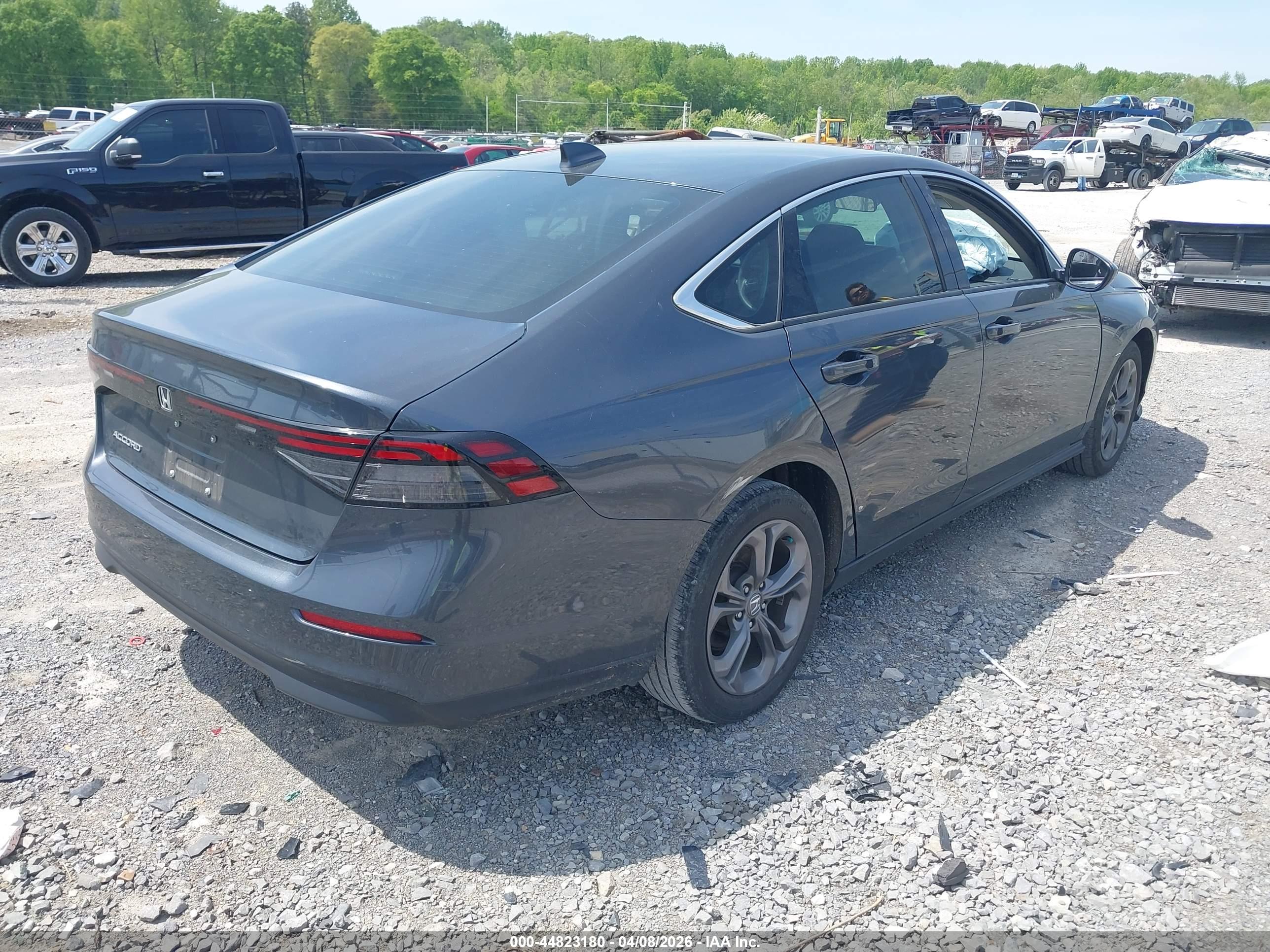 HONDA ACCORD image 4