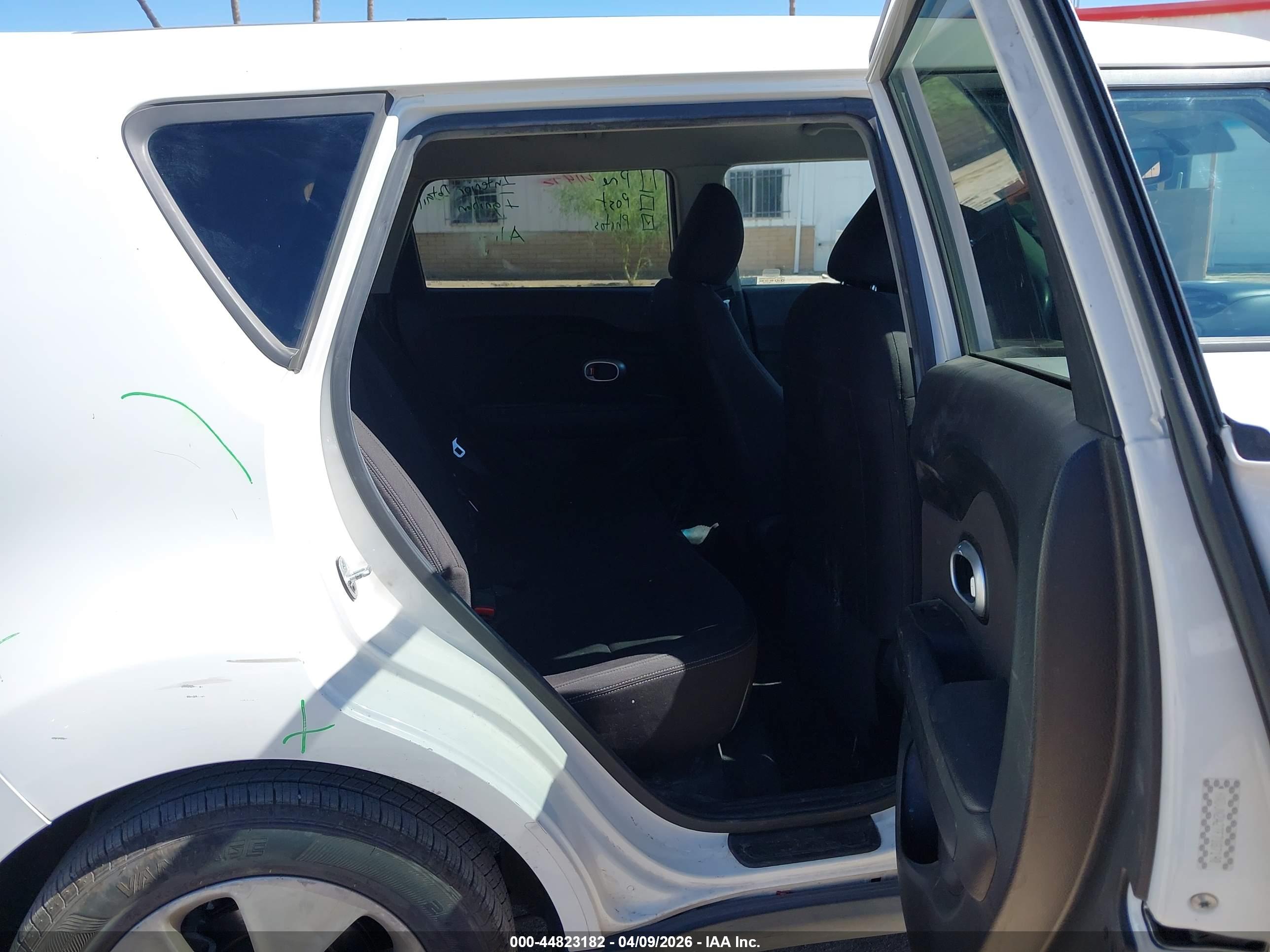 KIA SOUL image 8