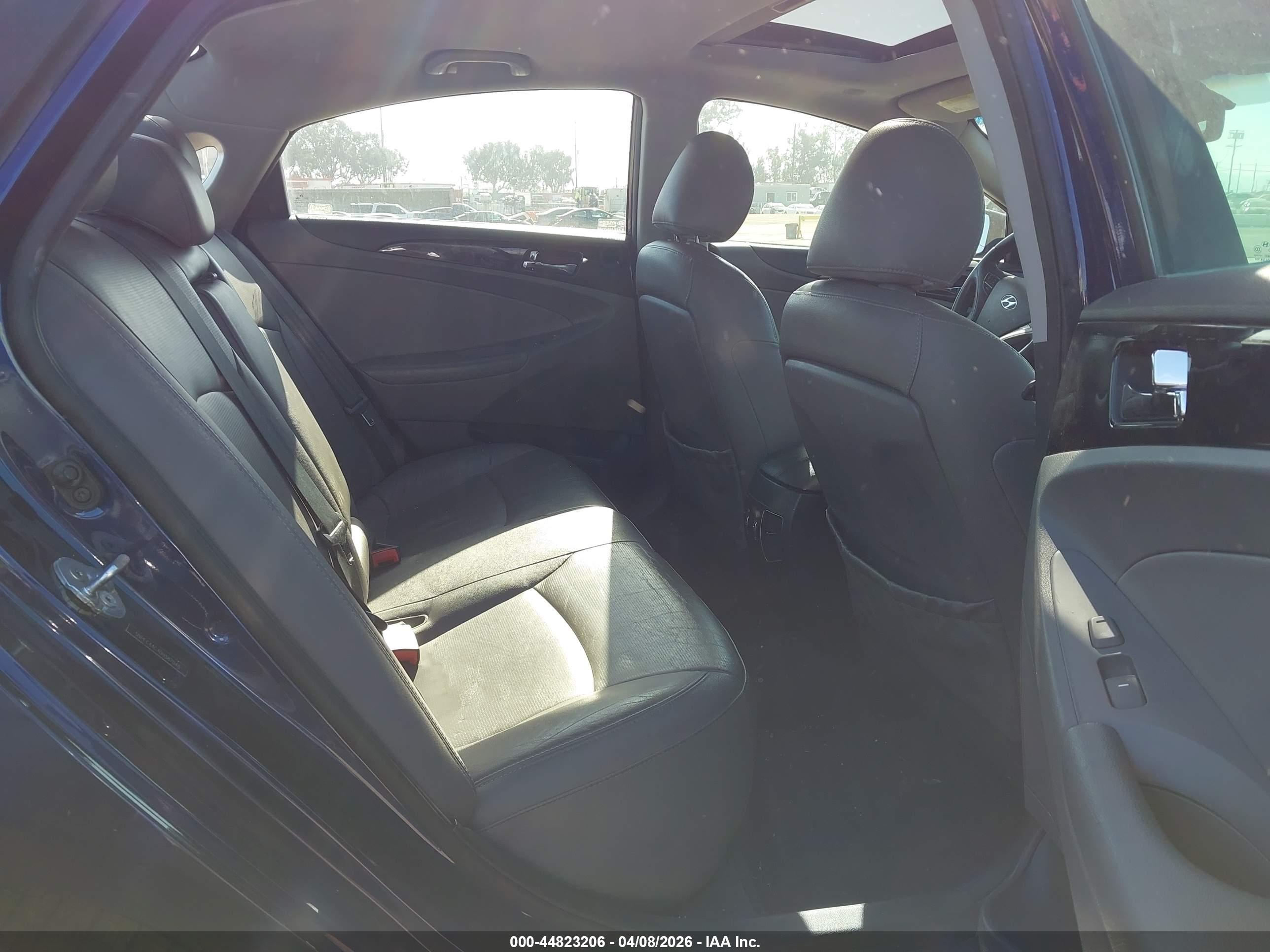 HYUNDAI SONATA image 8