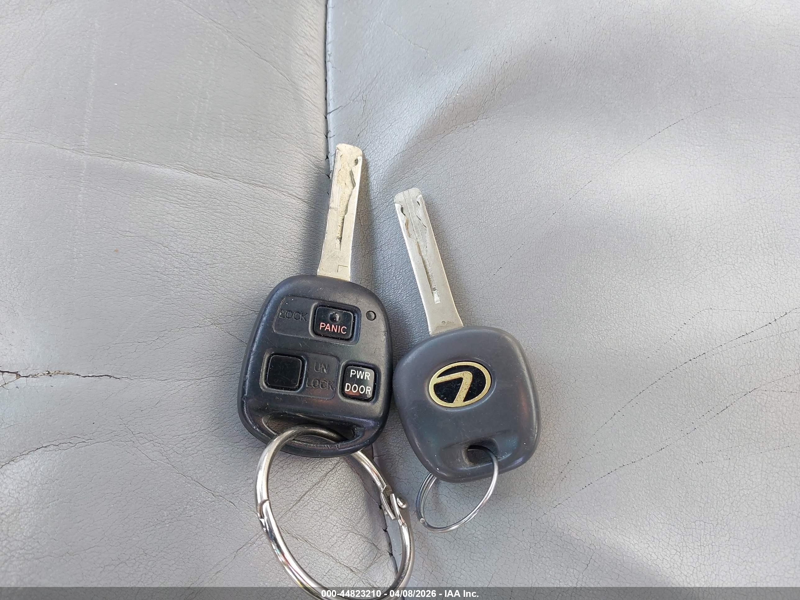 LEXUS RX image 11