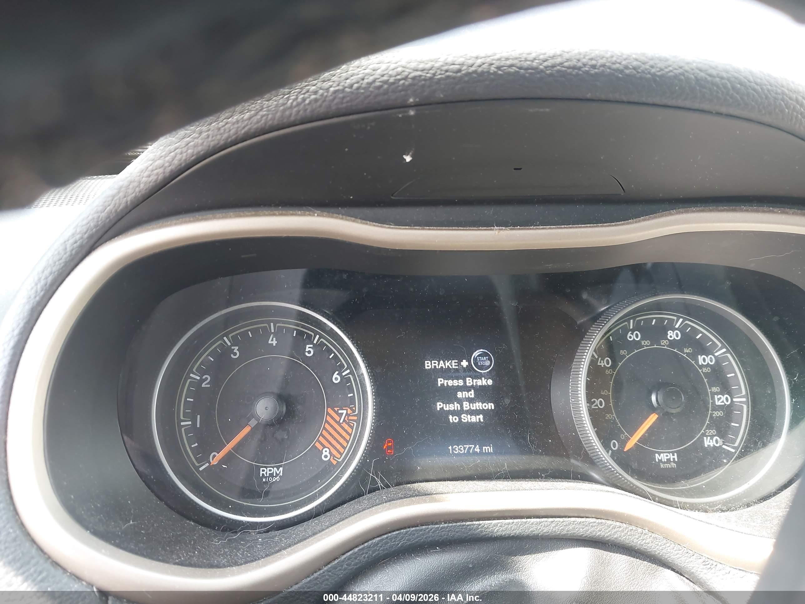 JEEP CHEROKEE image 7