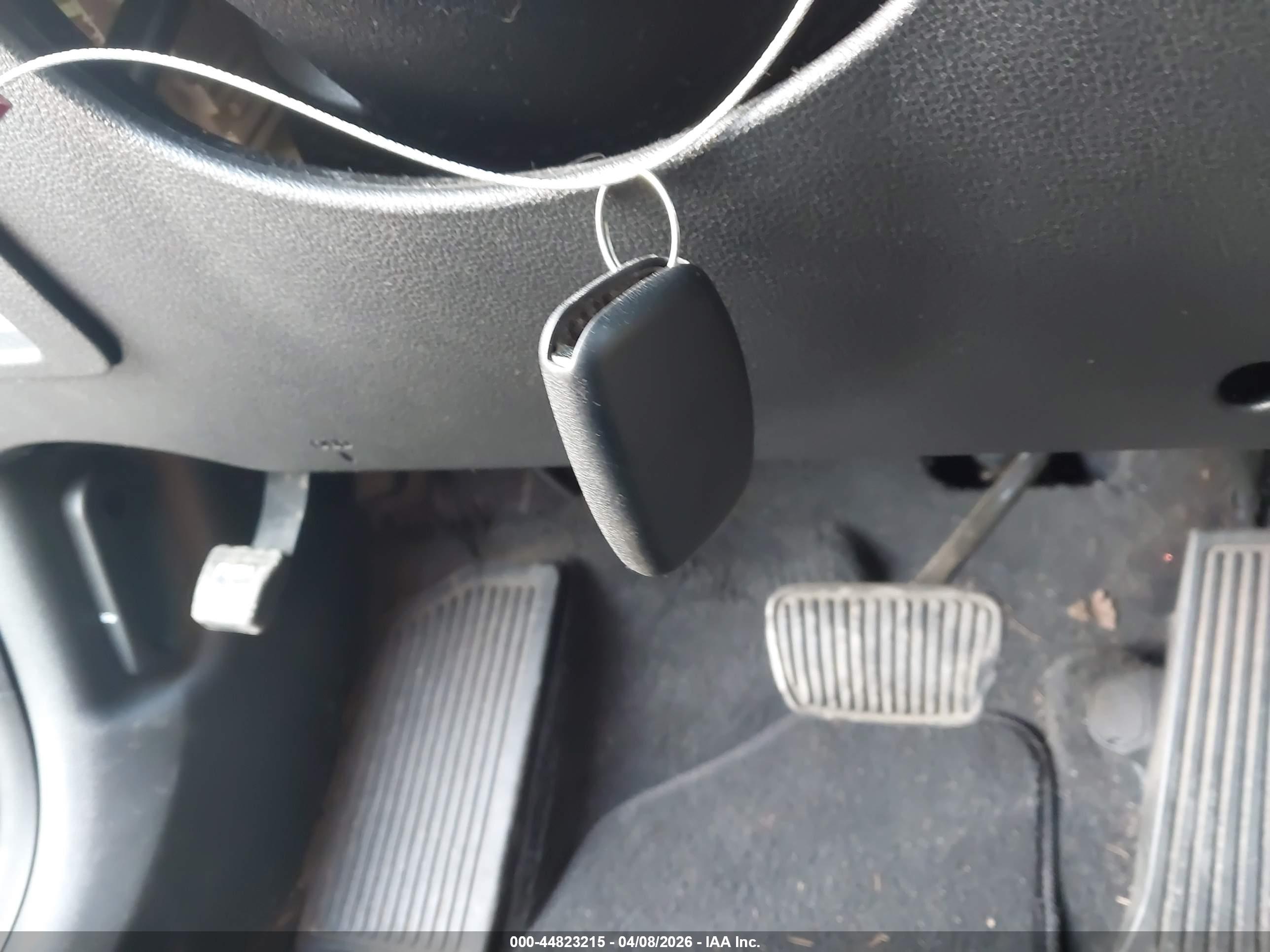 HYUNDAI TUCSON image 11