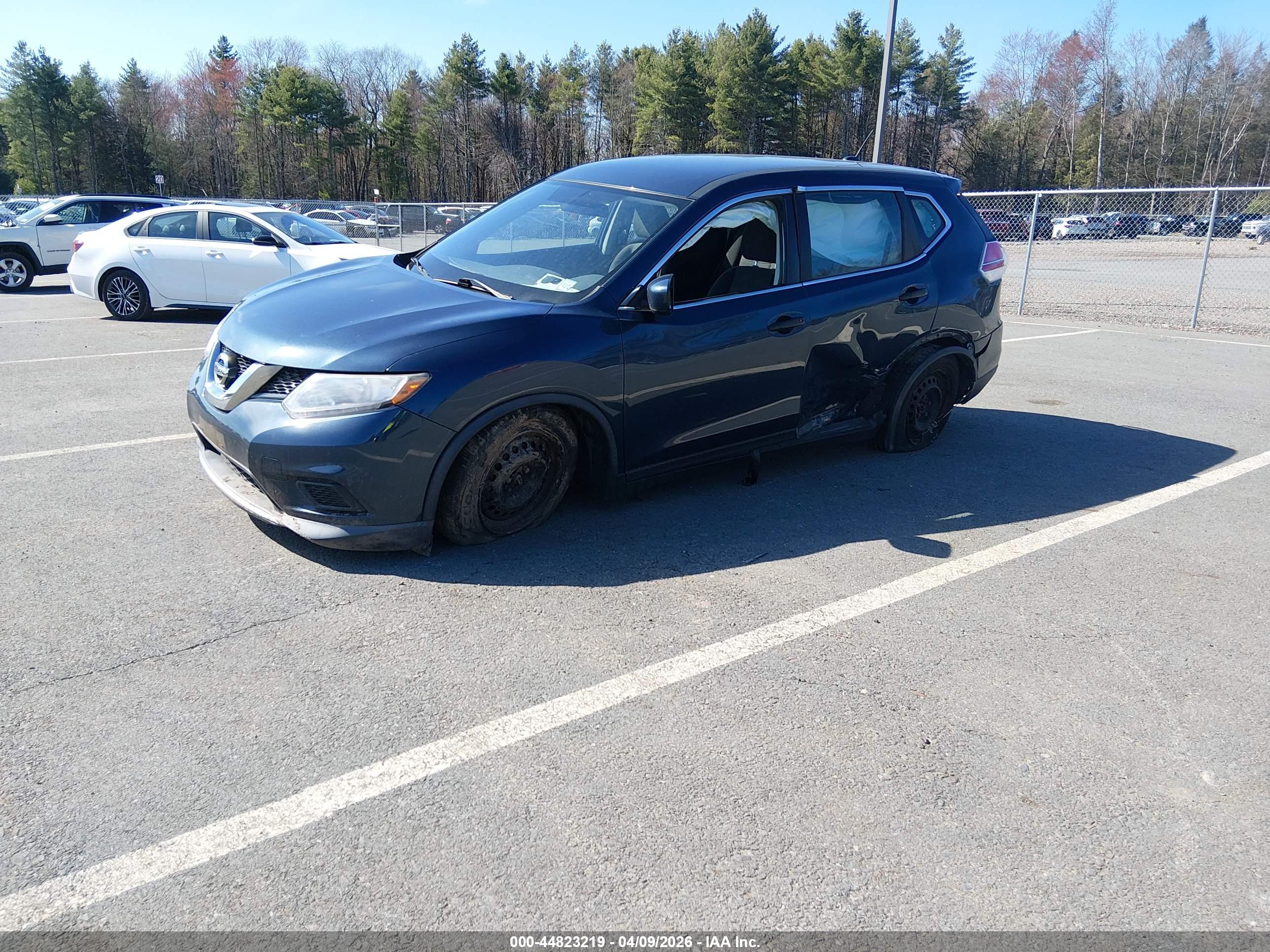 NISSAN ROGUE image 2