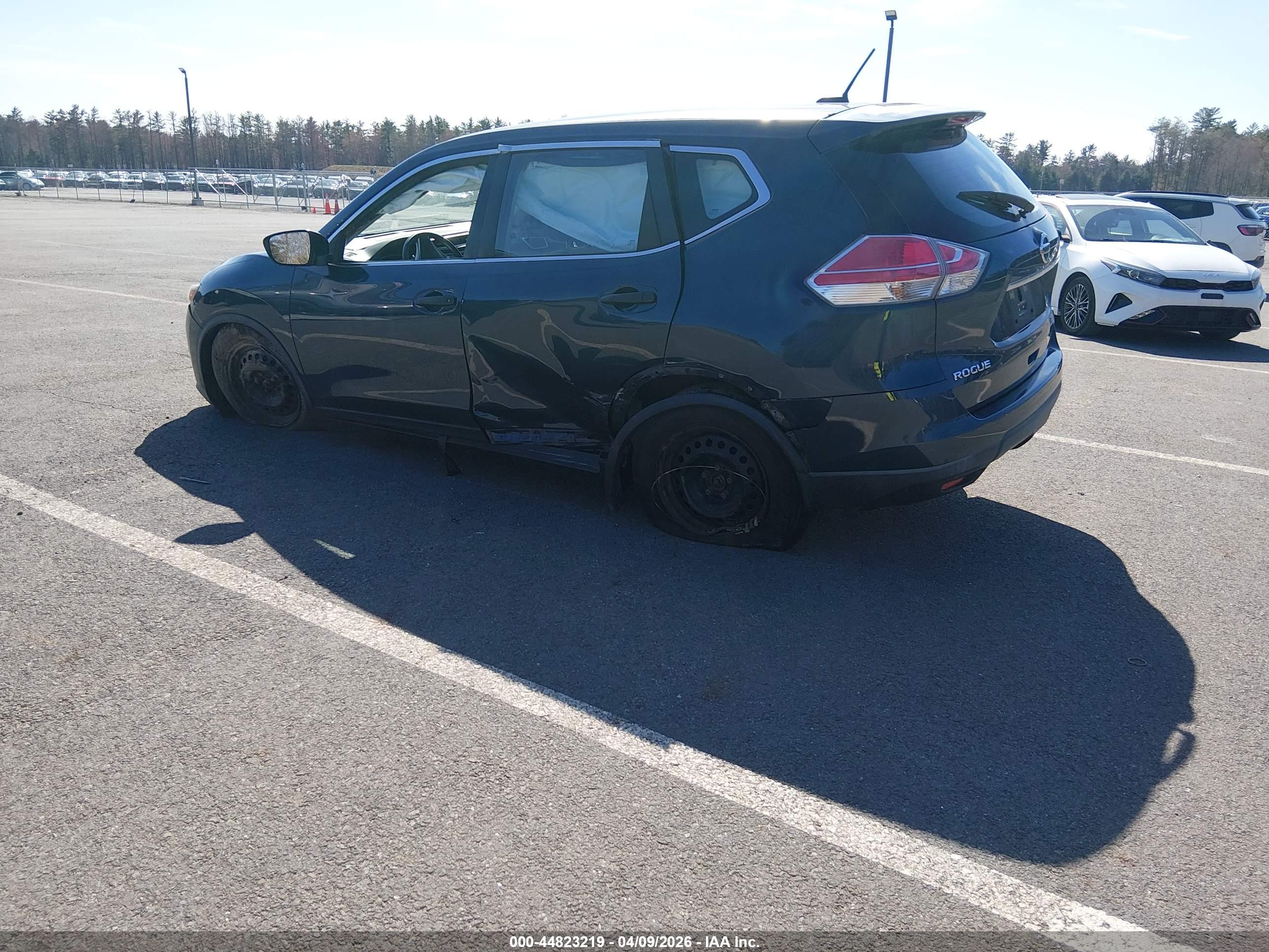 NISSAN ROGUE image 3