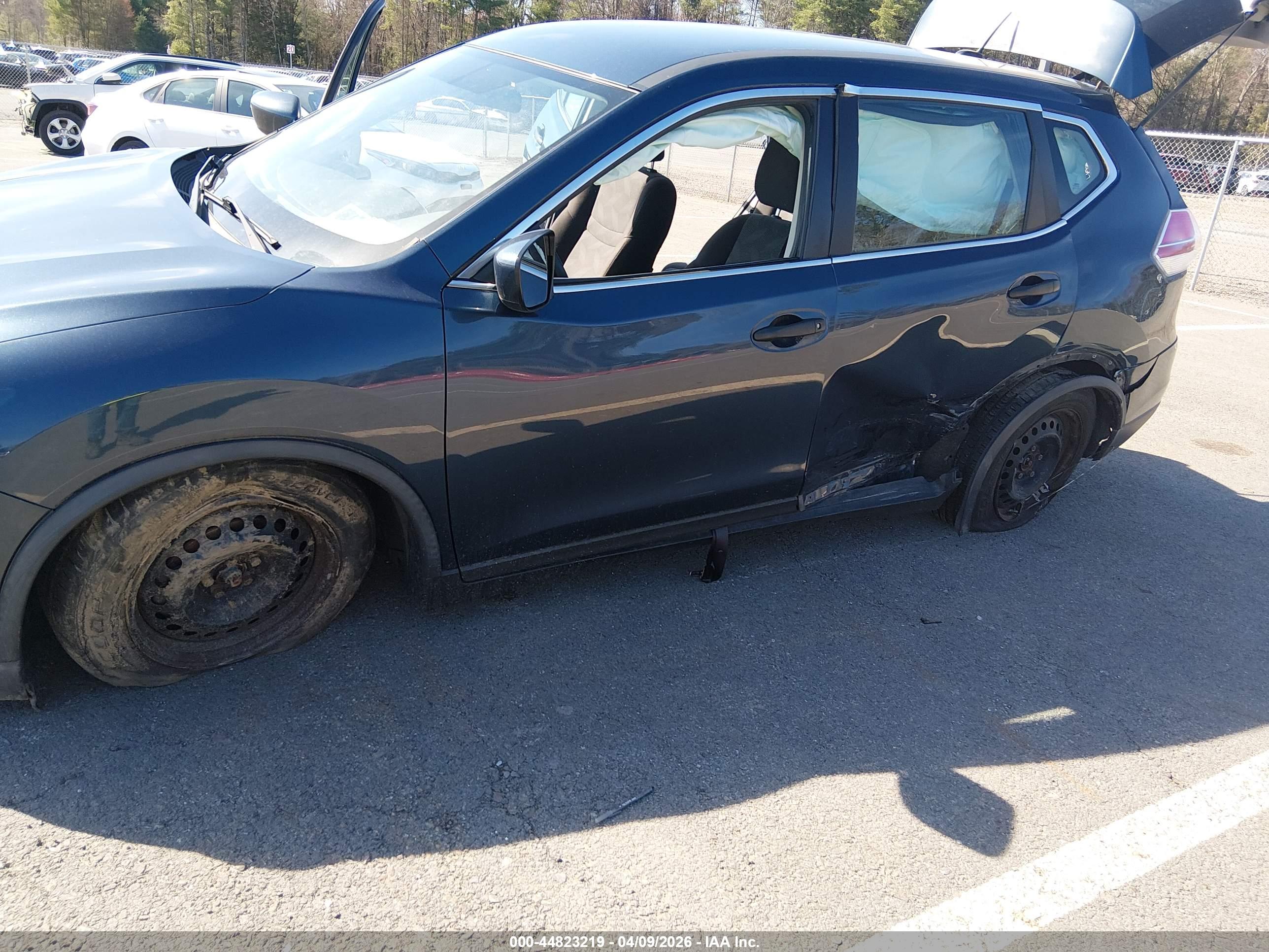 NISSAN ROGUE image 6