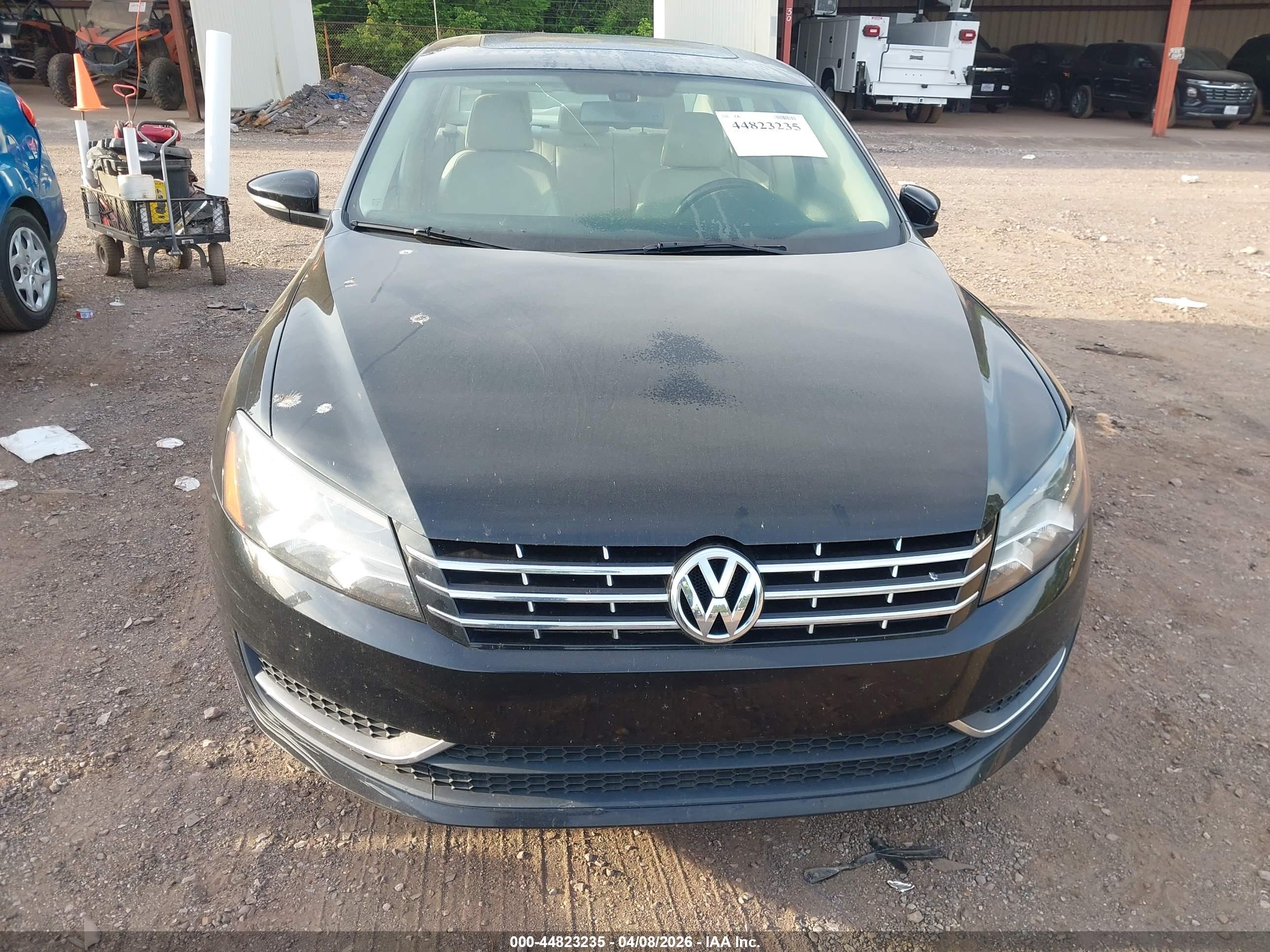 VOLKSWAGEN PASSAT image 6