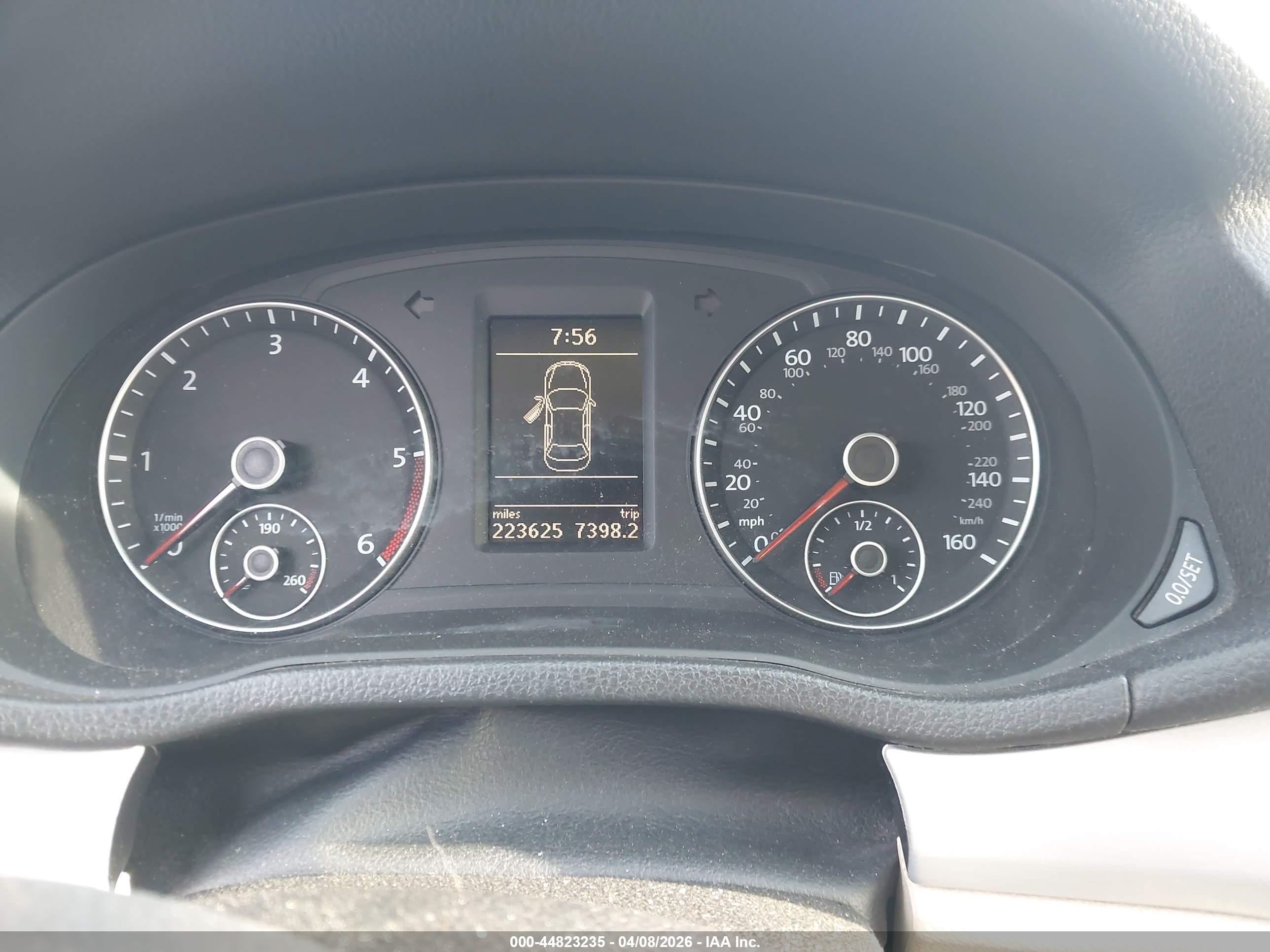 VOLKSWAGEN PASSAT image 7
