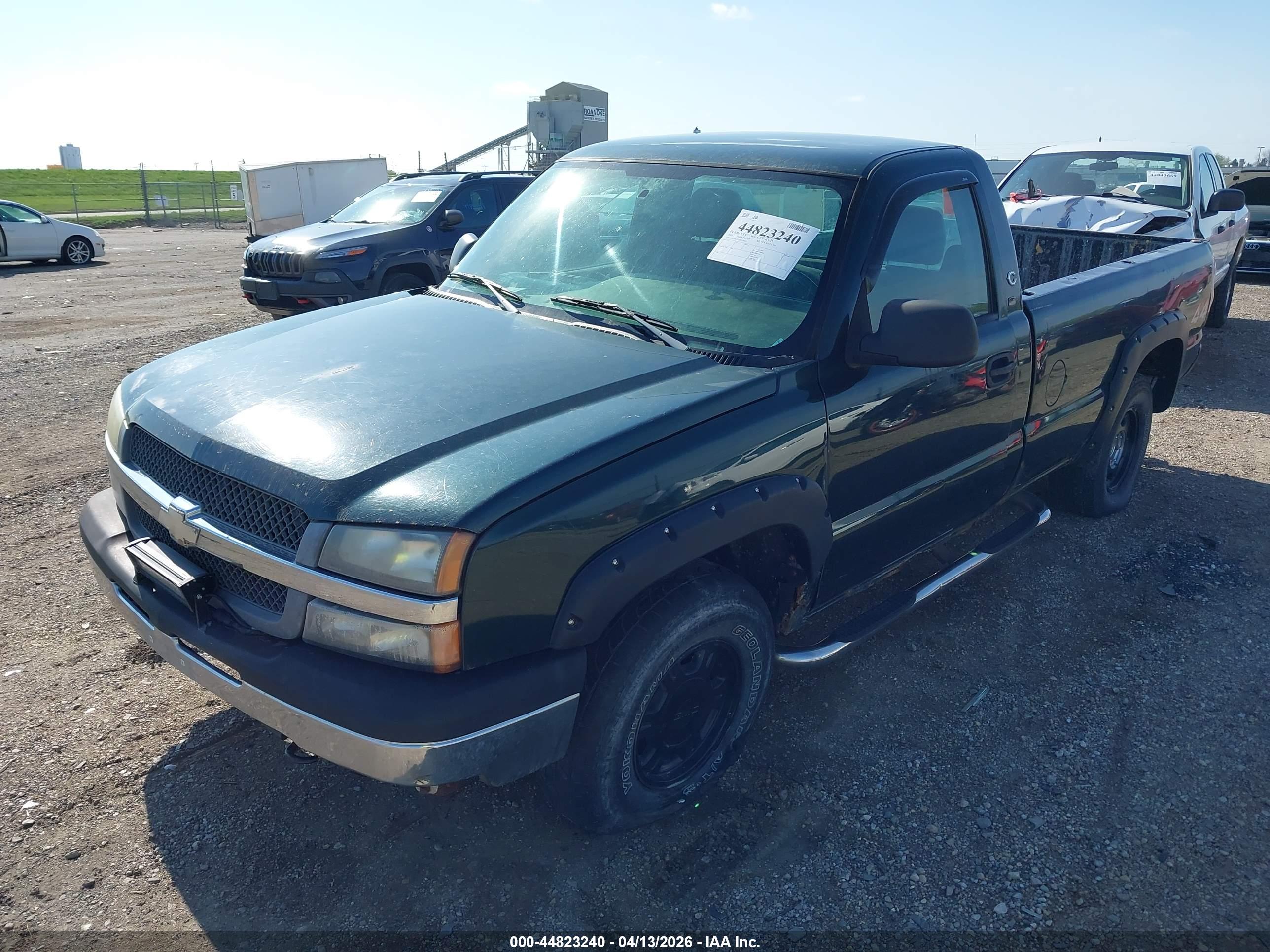 CHEVROLET SILVERADO image 2