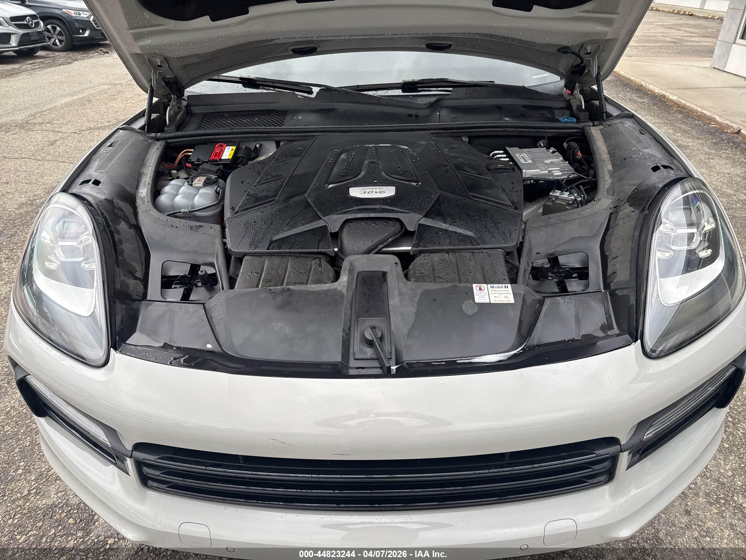 PORSCHE CAYENNE image 10