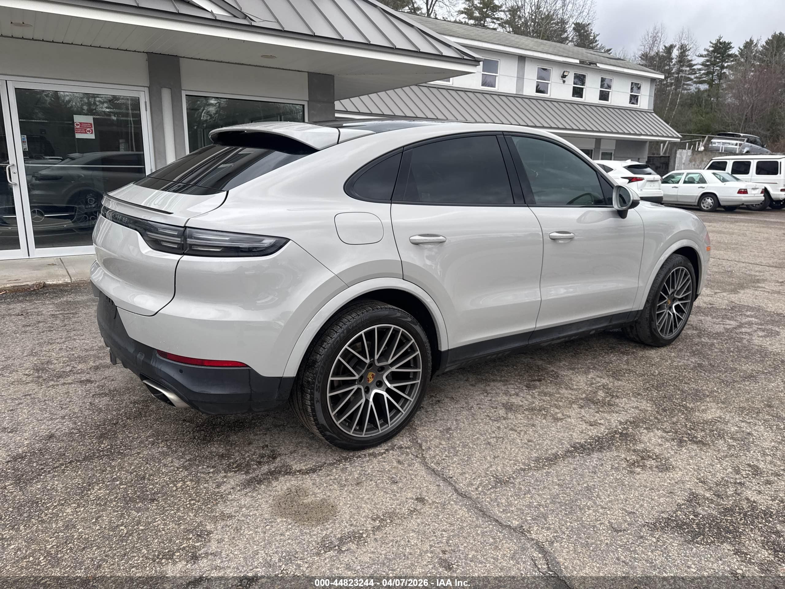 PORSCHE CAYENNE image 4