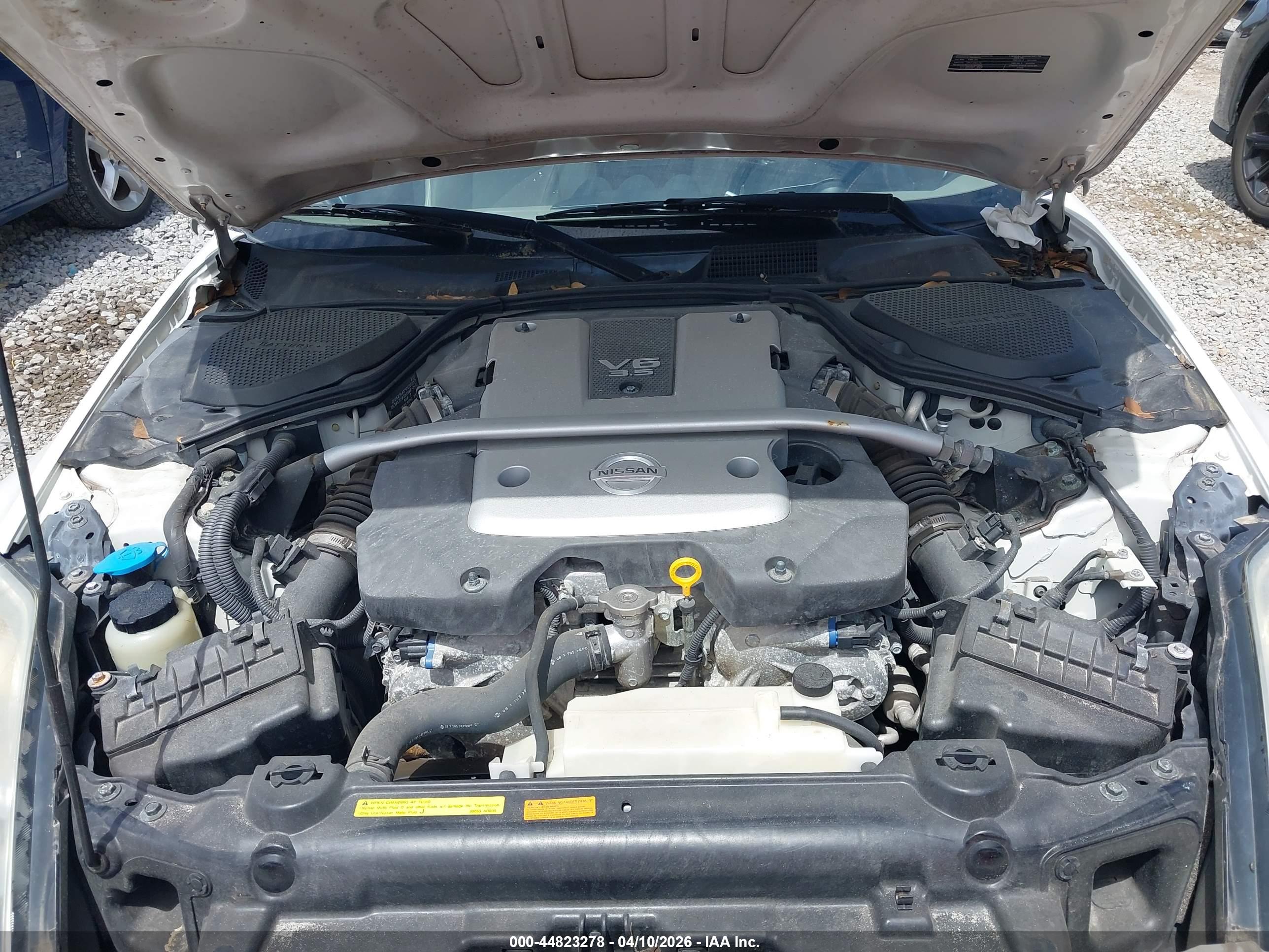 NISSAN 350Z image 10