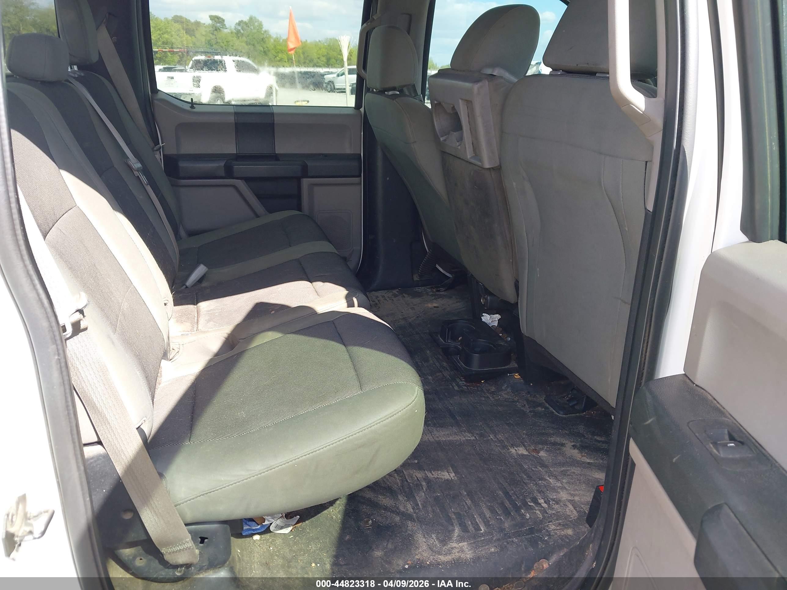 FORD F-150 image 8