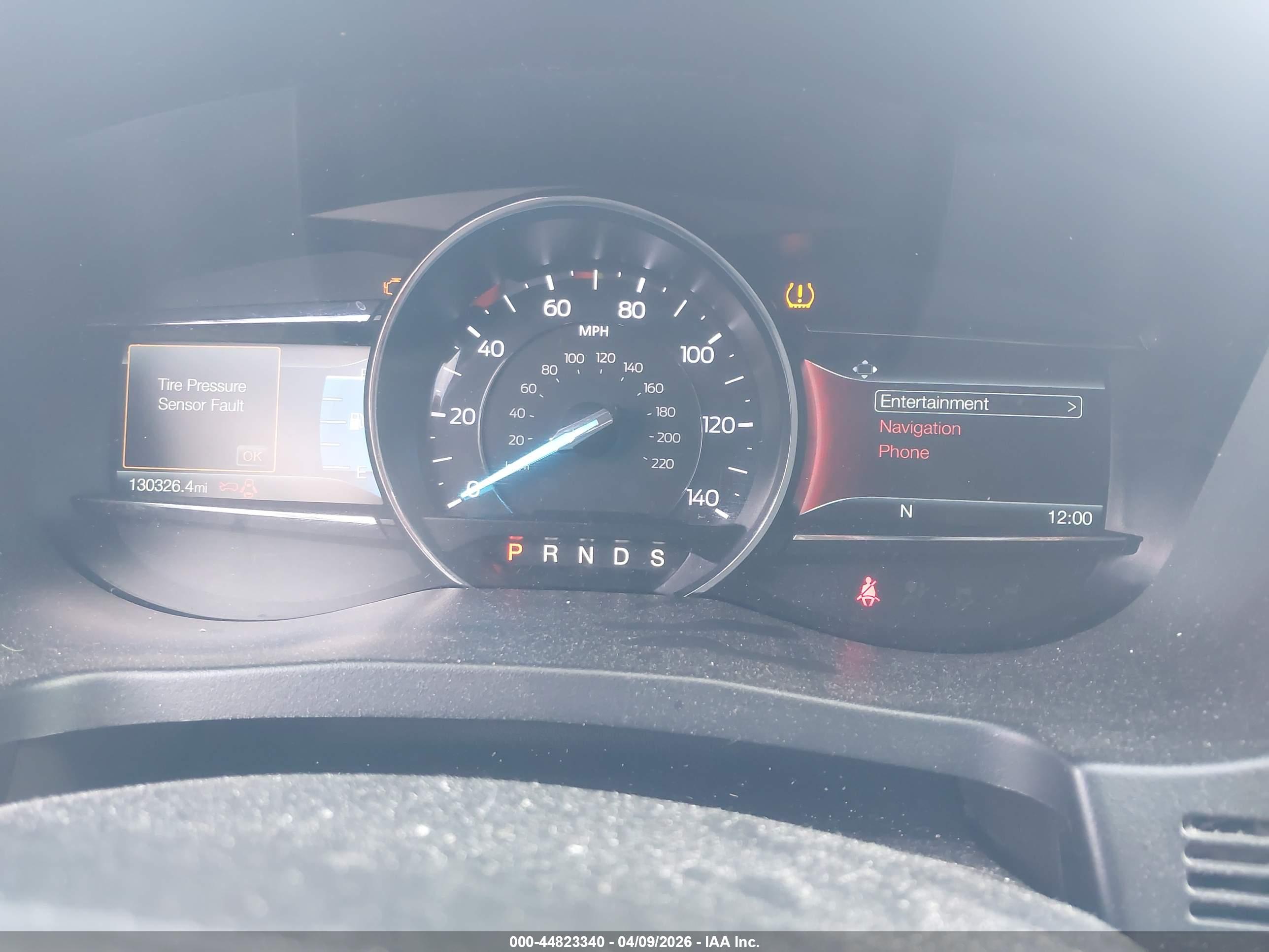 FORD EXPLORER image 7