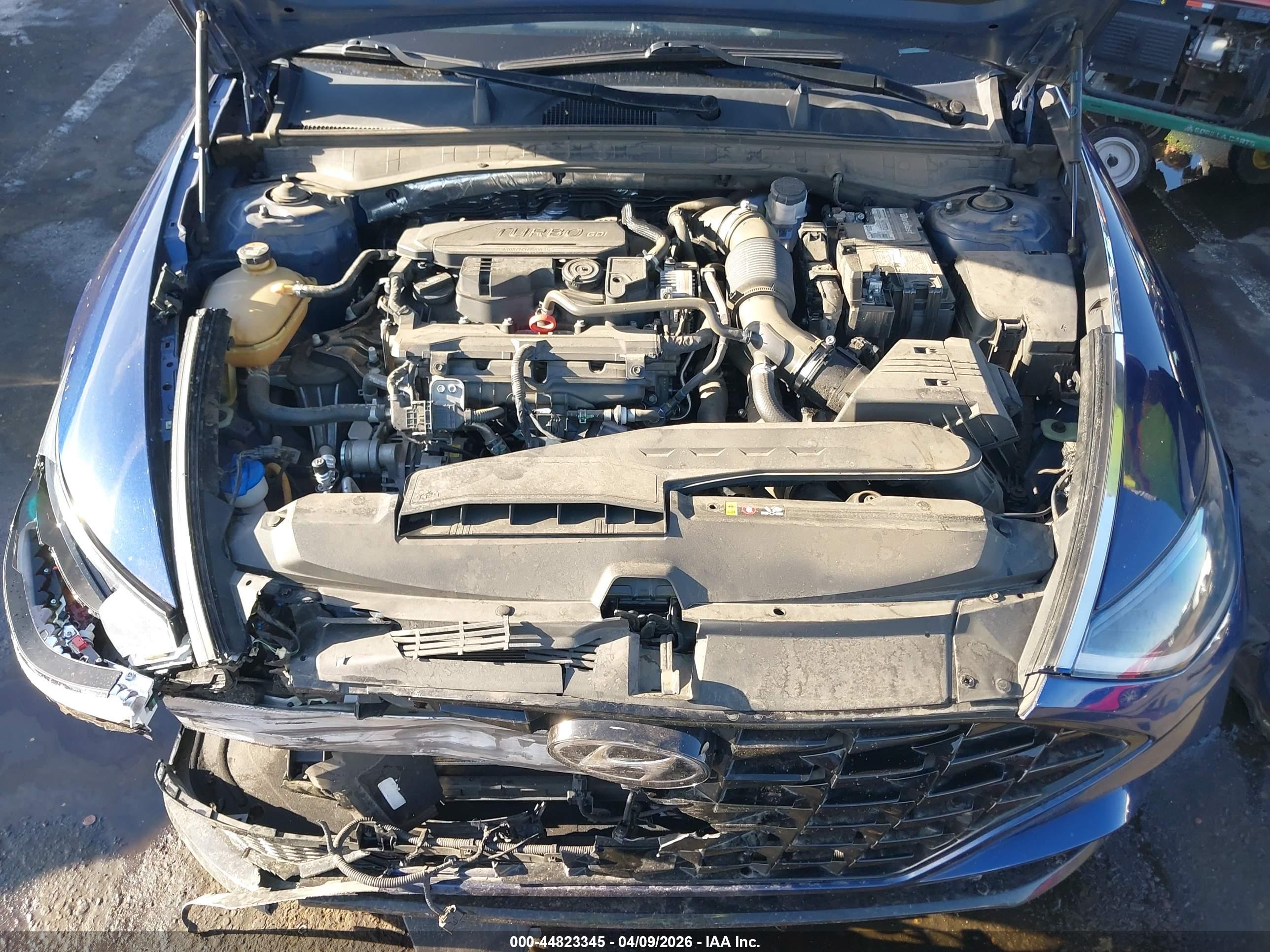HYUNDAI SONATA image 10