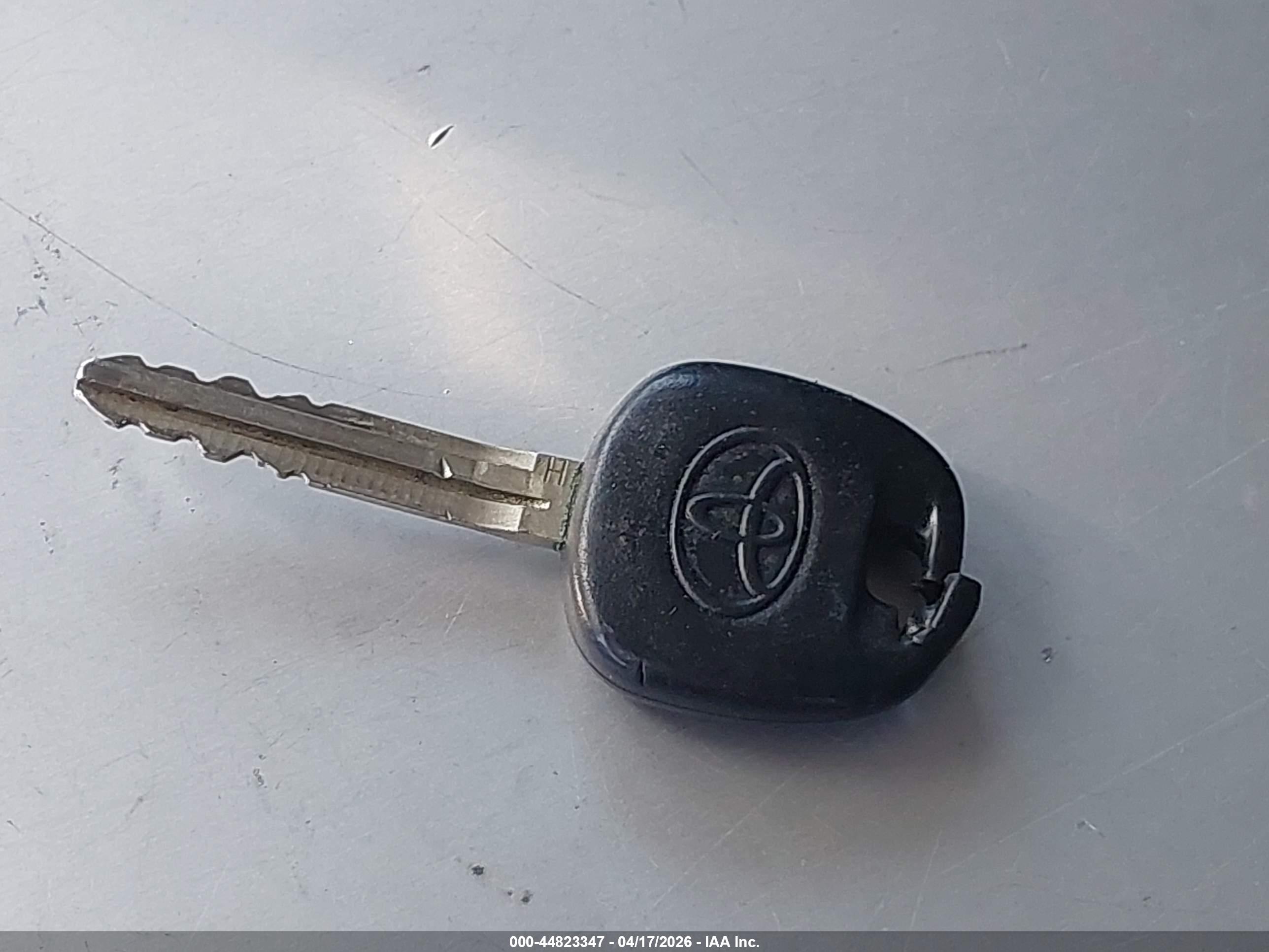 TOYOTA TACOMA image 11