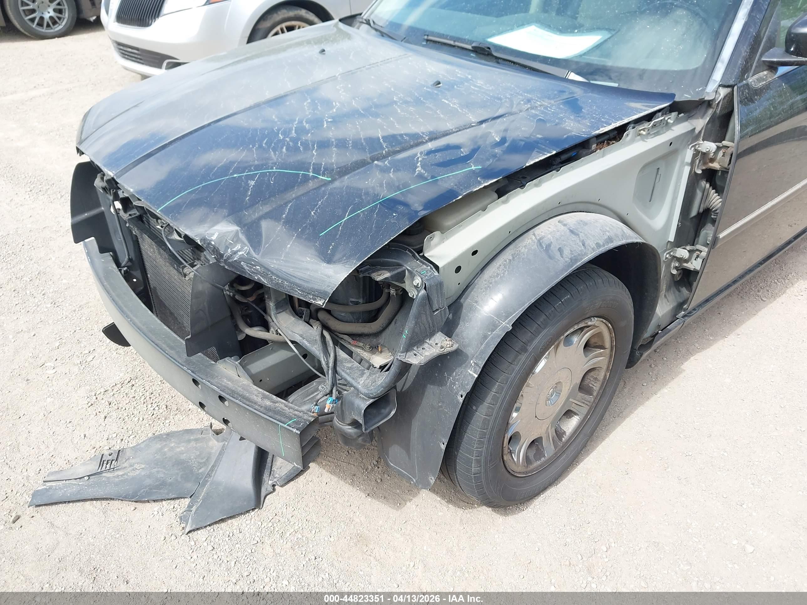 CHRYSLER 300 image 6